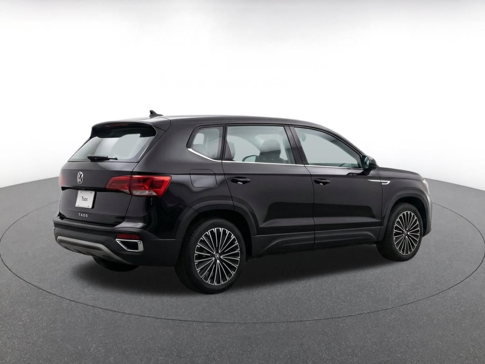 Thumbnail: 2026 Volkswagen Taos - 8