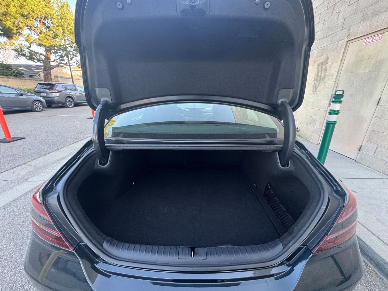 Thumbnail: 2025 Genesis G70 - 33