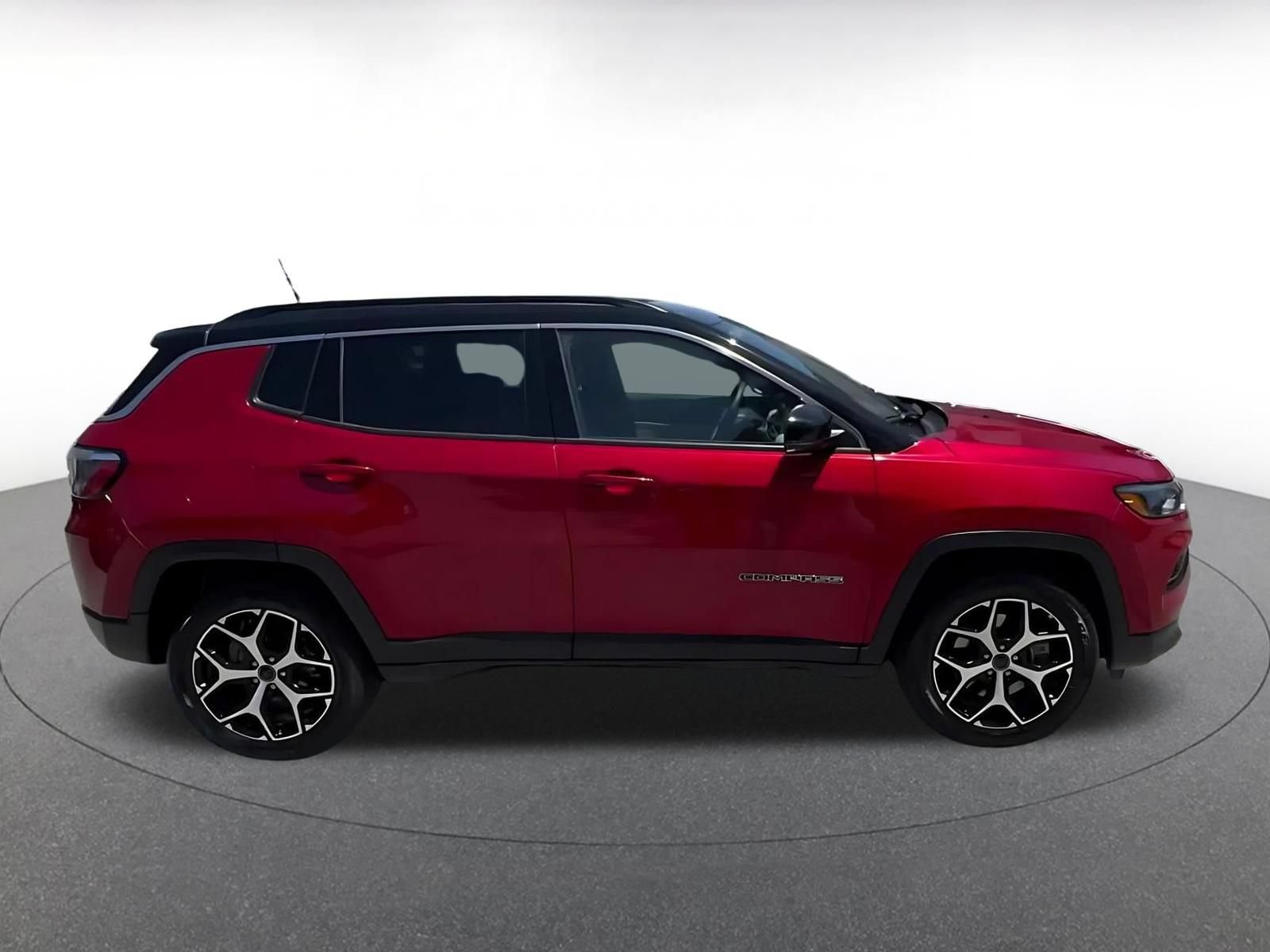 Thumbnail: 2025 Jeep Compass - 13