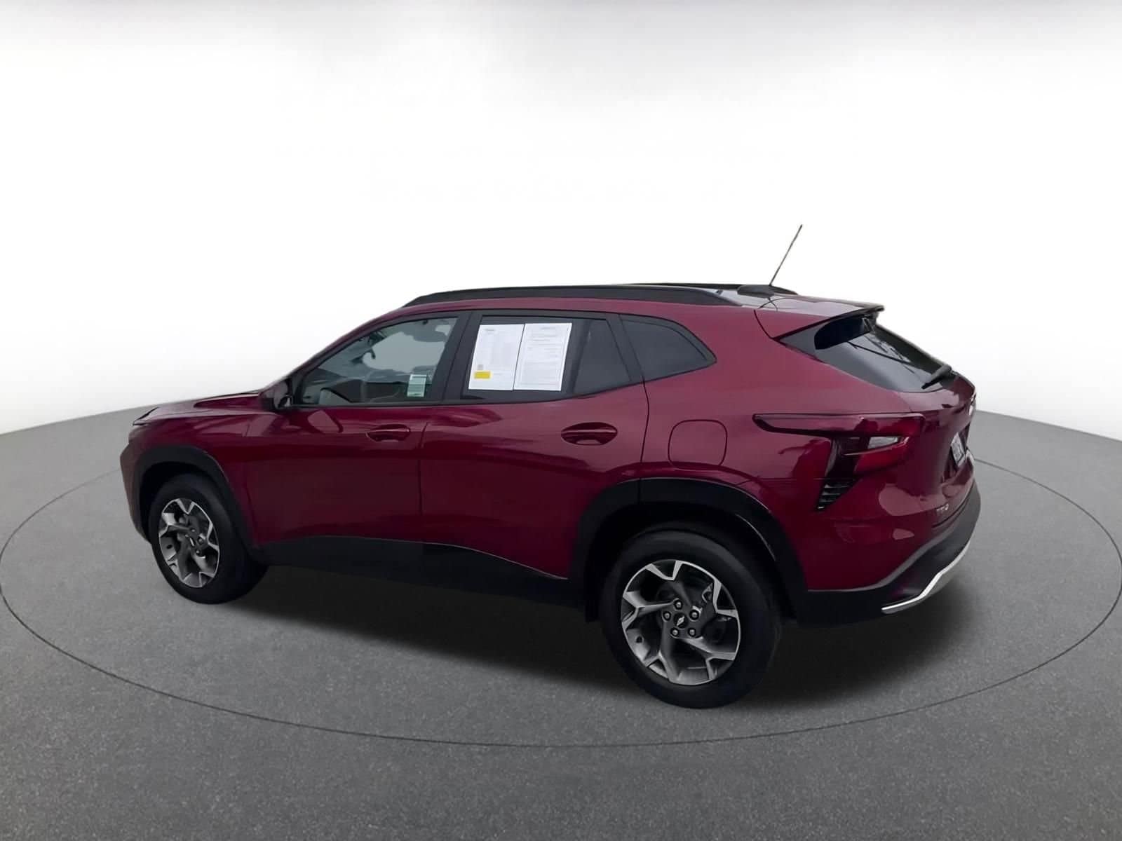 Thumbnail: 2025 Chevrolet Trax - 10