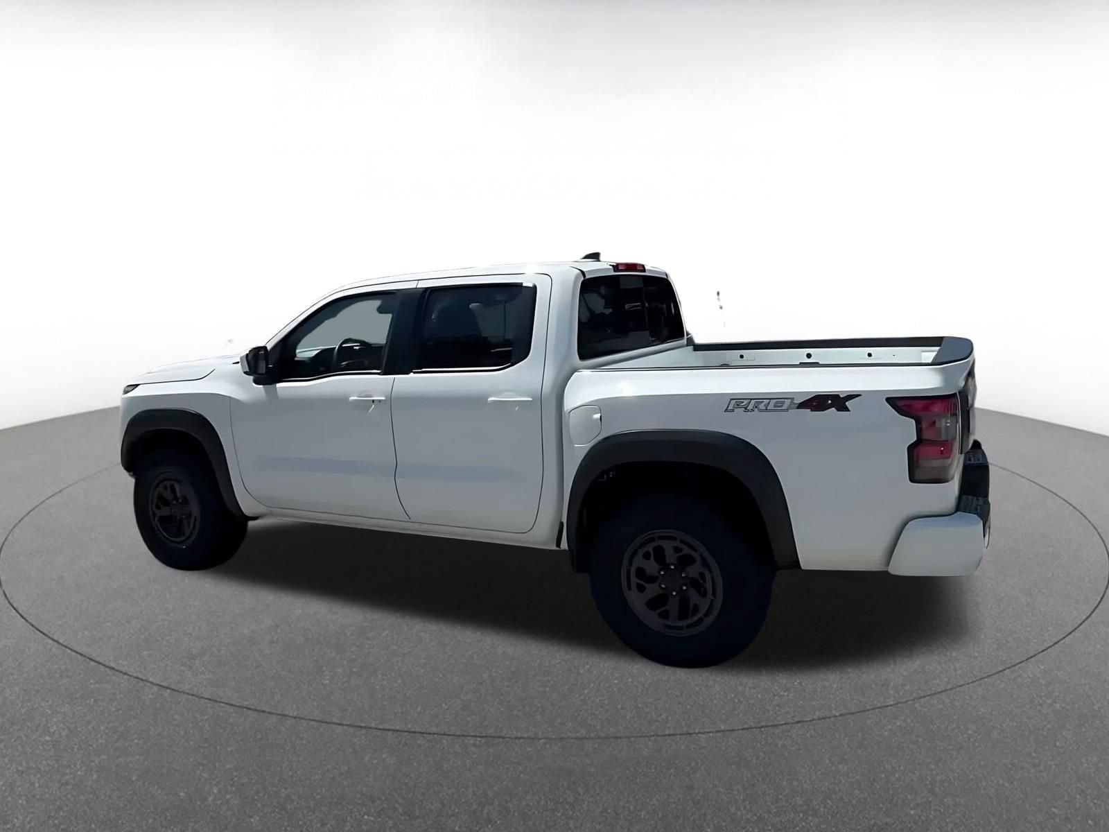 Thumbnail: 2026 Nissan Frontier - 9