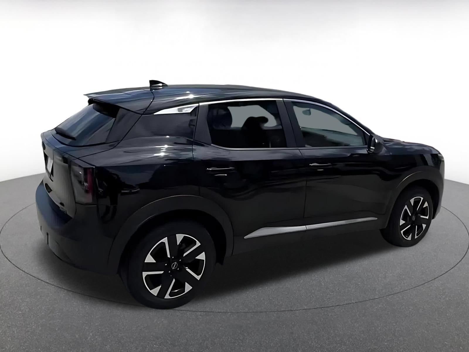 Thumbnail: 2025 Nissan Kicks - 8