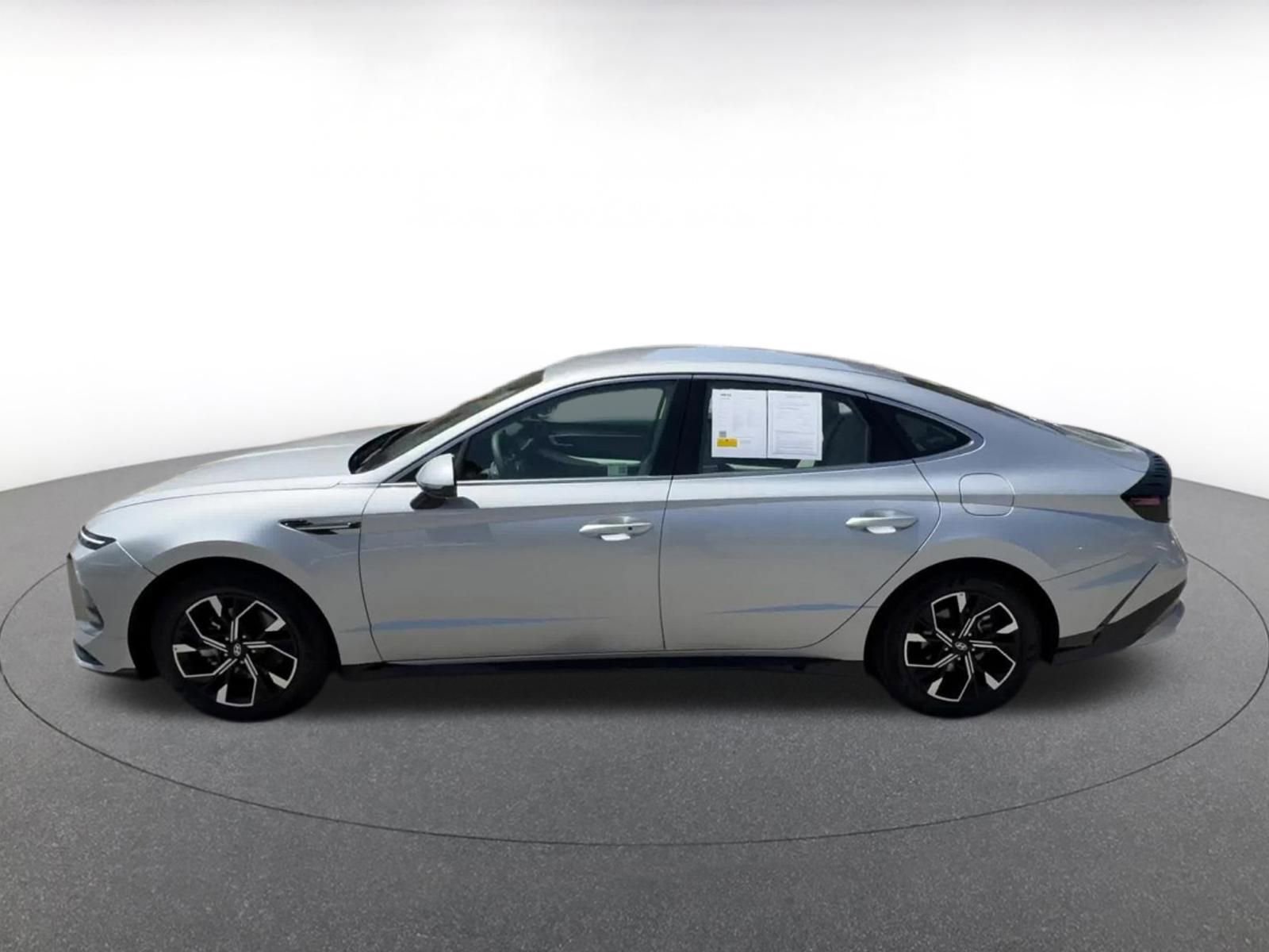 Thumbnail: 2025 Hyundai Sonata - 11