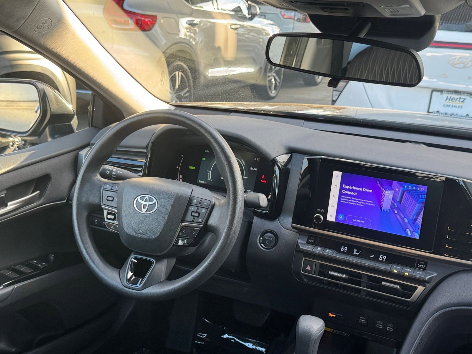 Thumbnail: 2025 Toyota Camry - 33