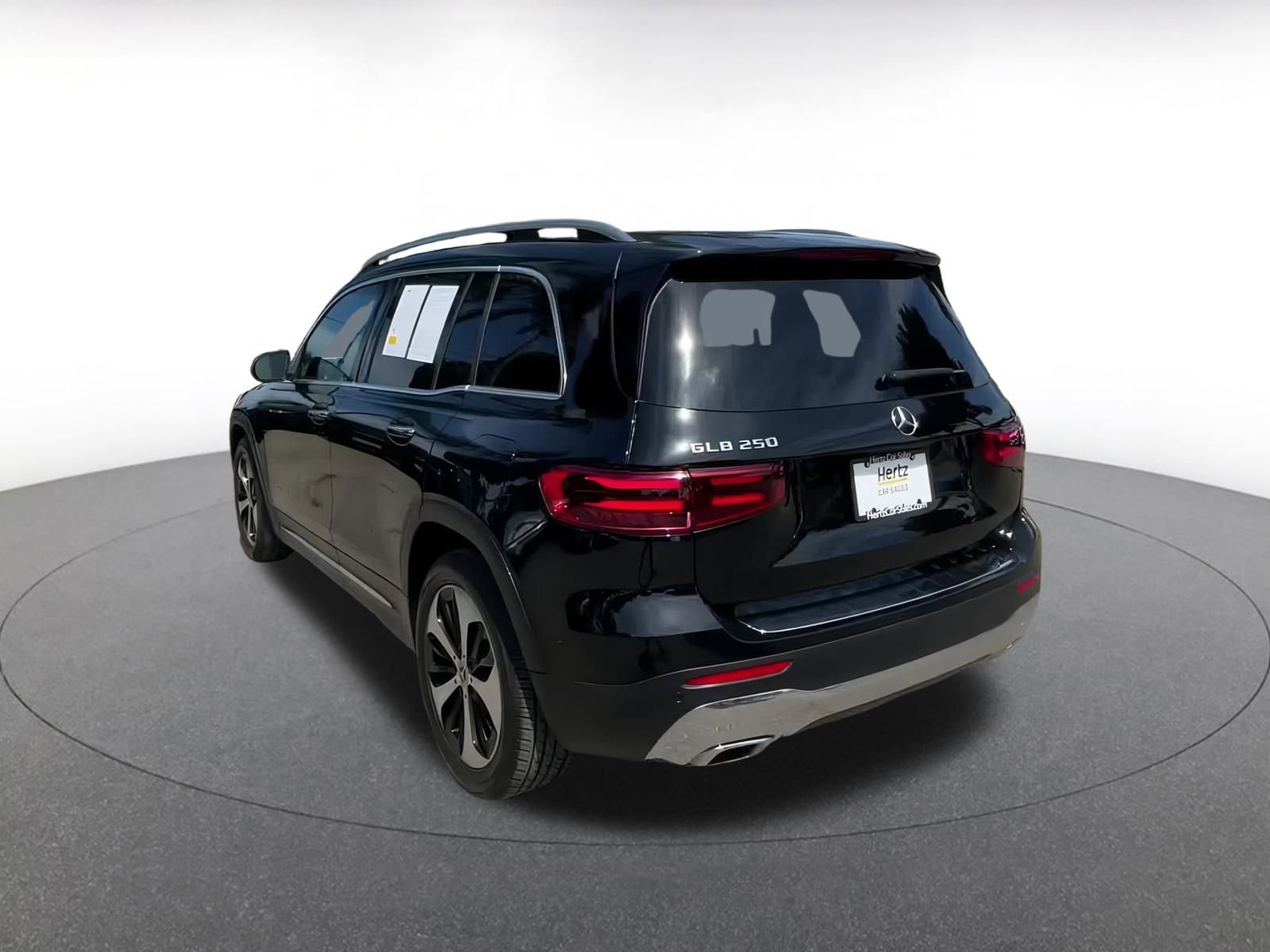 Thumbnail: 2024 Mercedes-Benz GLB - 11