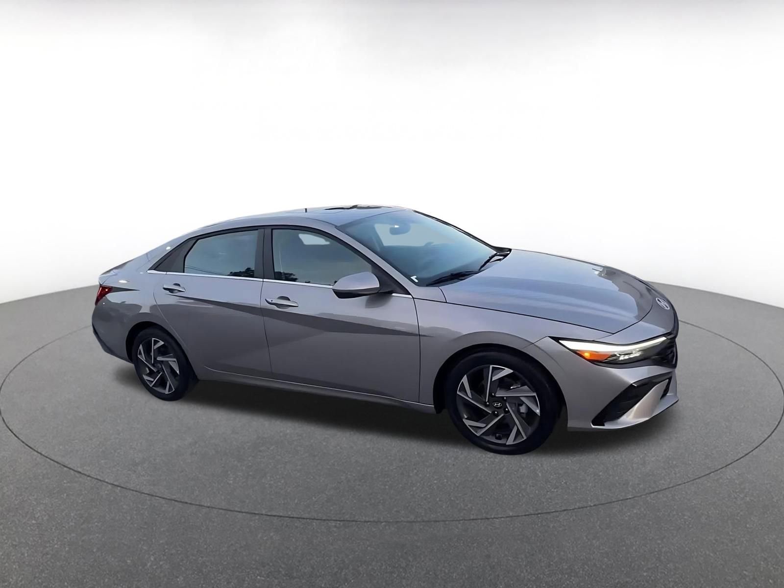 Thumbnail: 2025 Hyundai Elantra - 2