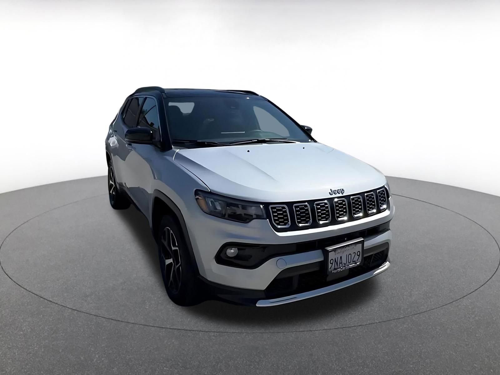 Thumbnail: 2025 Jeep Compass - 3