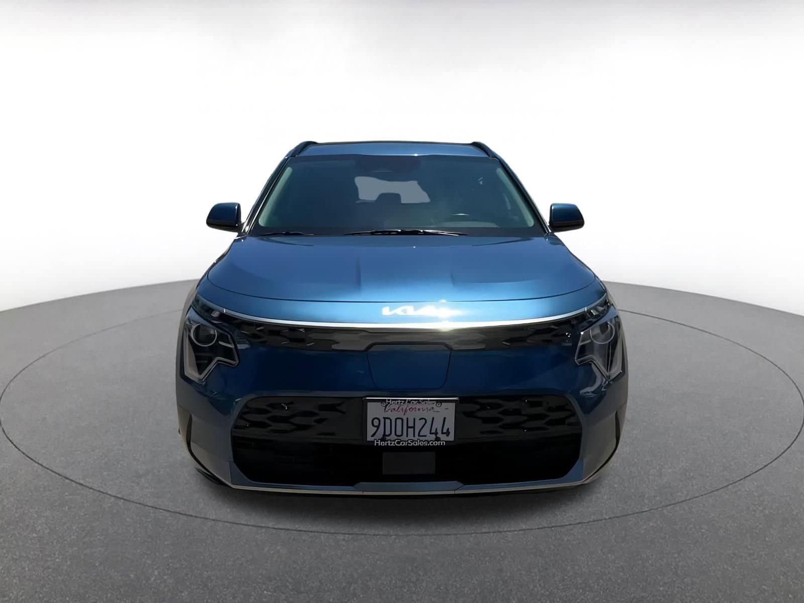 Thumbnail: 2023 Kia Niro - 5