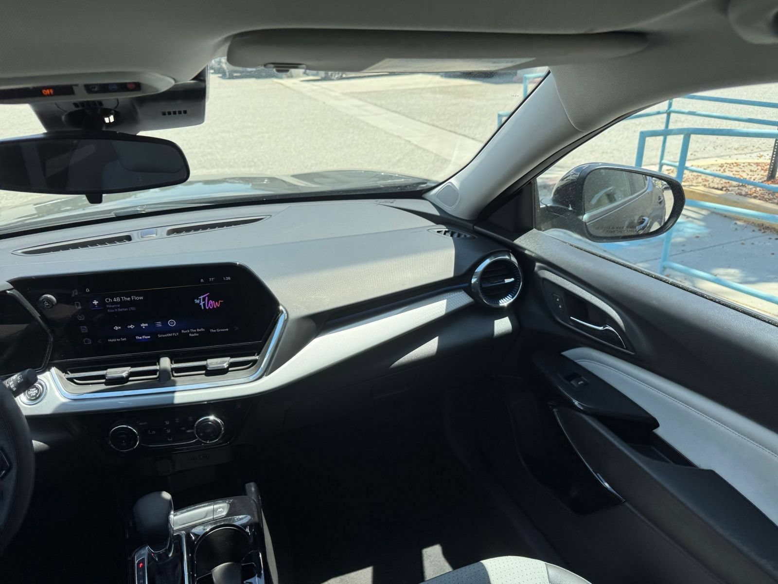 Thumbnail: 2025 Chevrolet Trax - 34