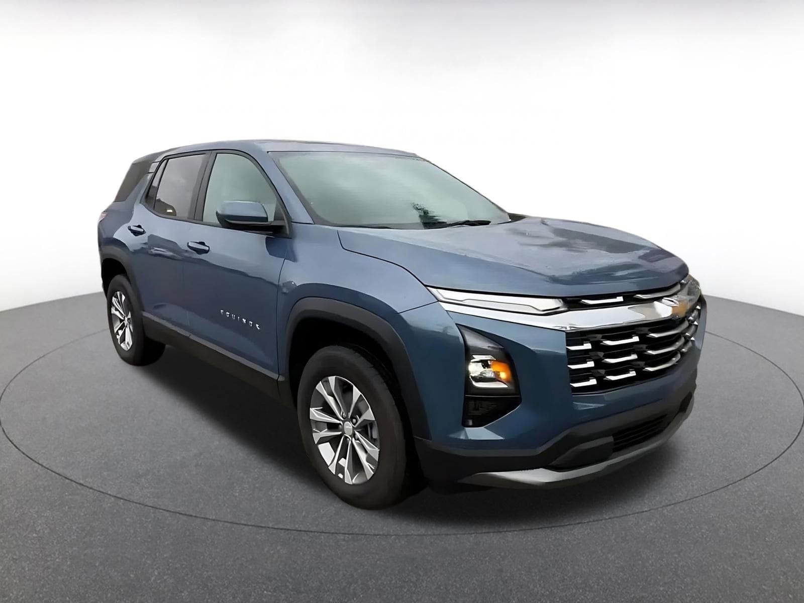 Thumbnail: 2025 Chevrolet Equinox - 3