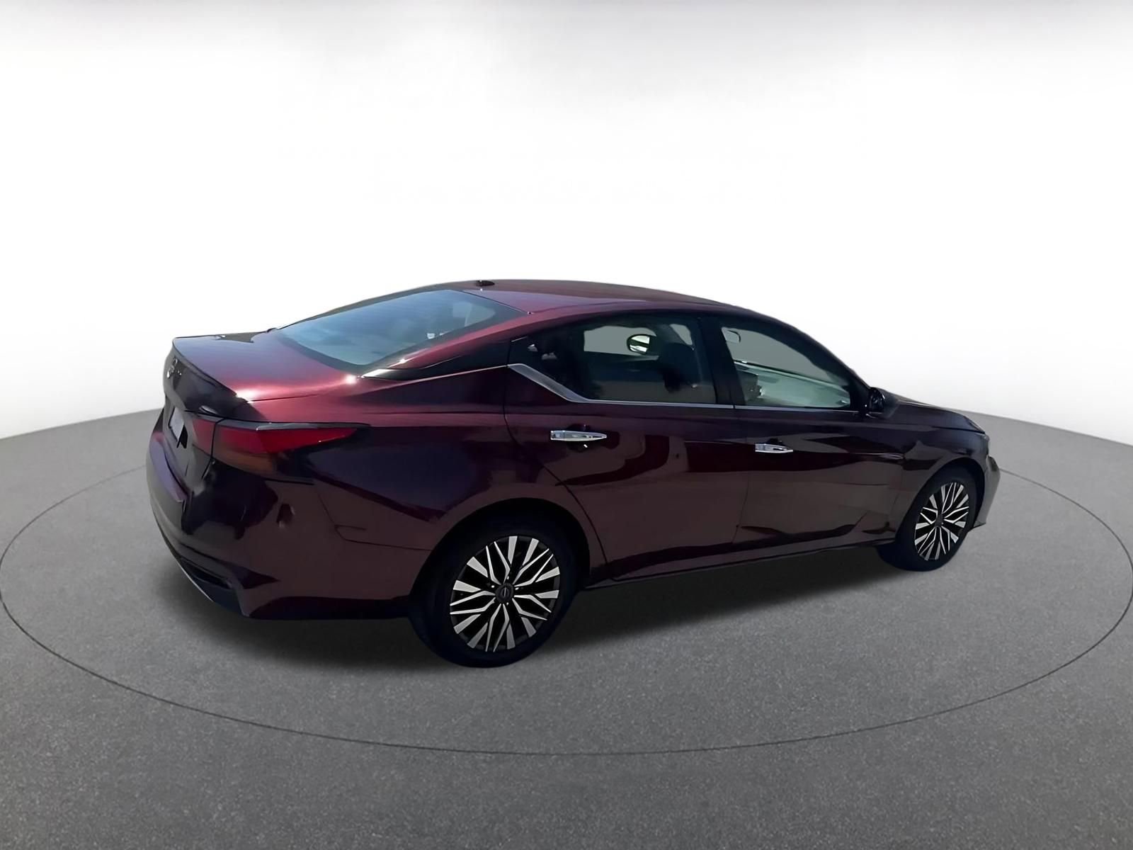Thumbnail: 2025 Nissan Altima - 14