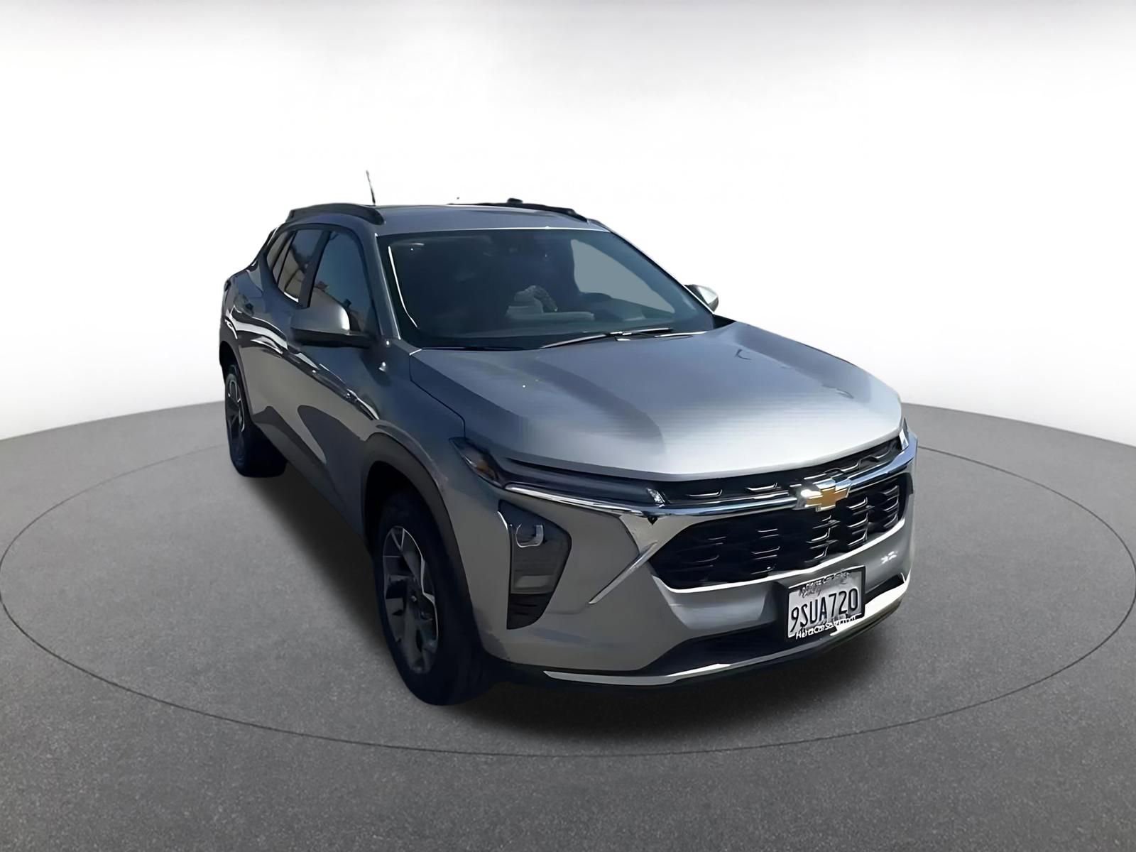 Thumbnail: 2025 Chevrolet Trax - 3