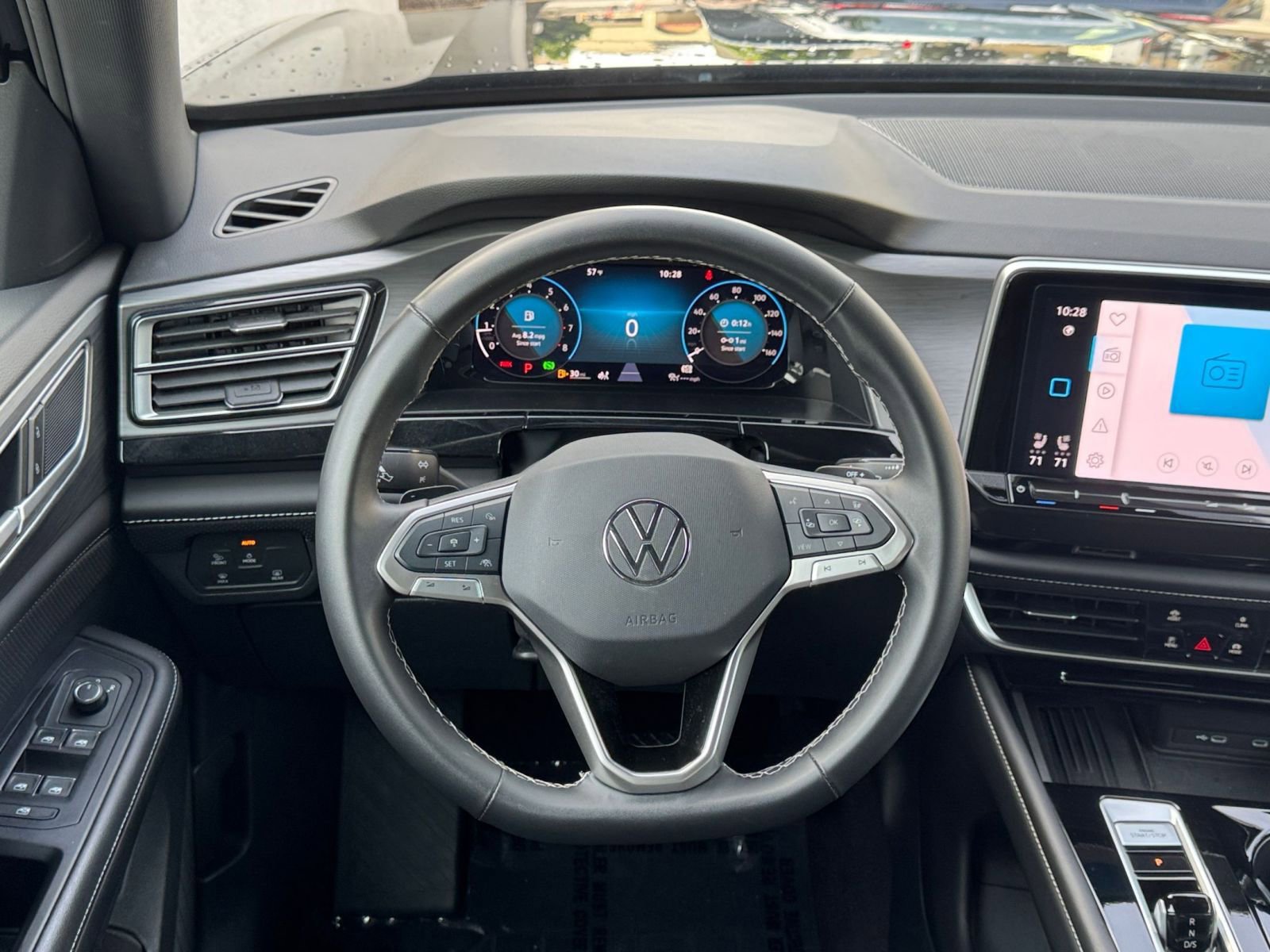 Thumbnail: 2025 Volkswagen Atlas - 29