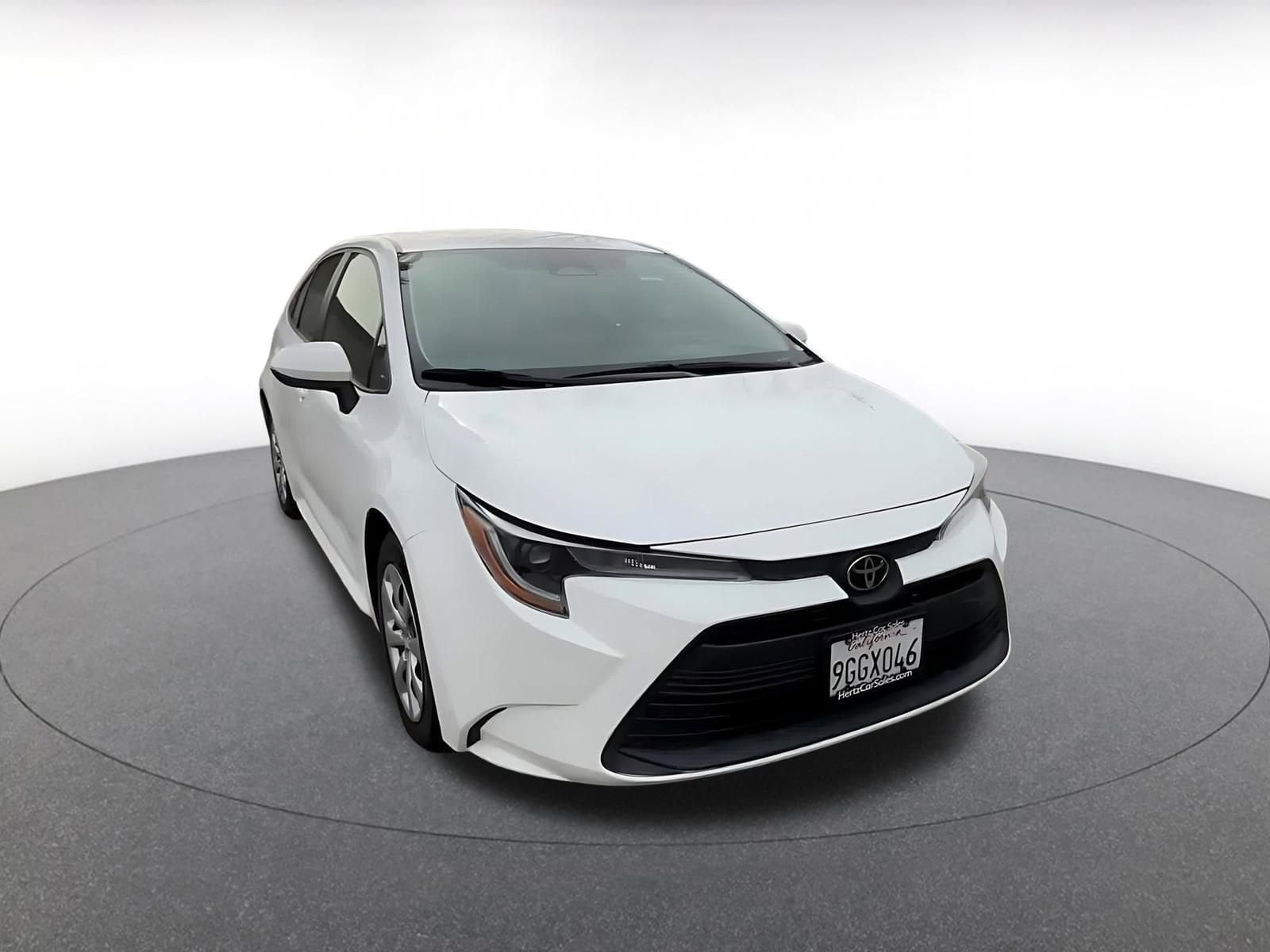 Thumbnail: 2023 Toyota Corolla - 3