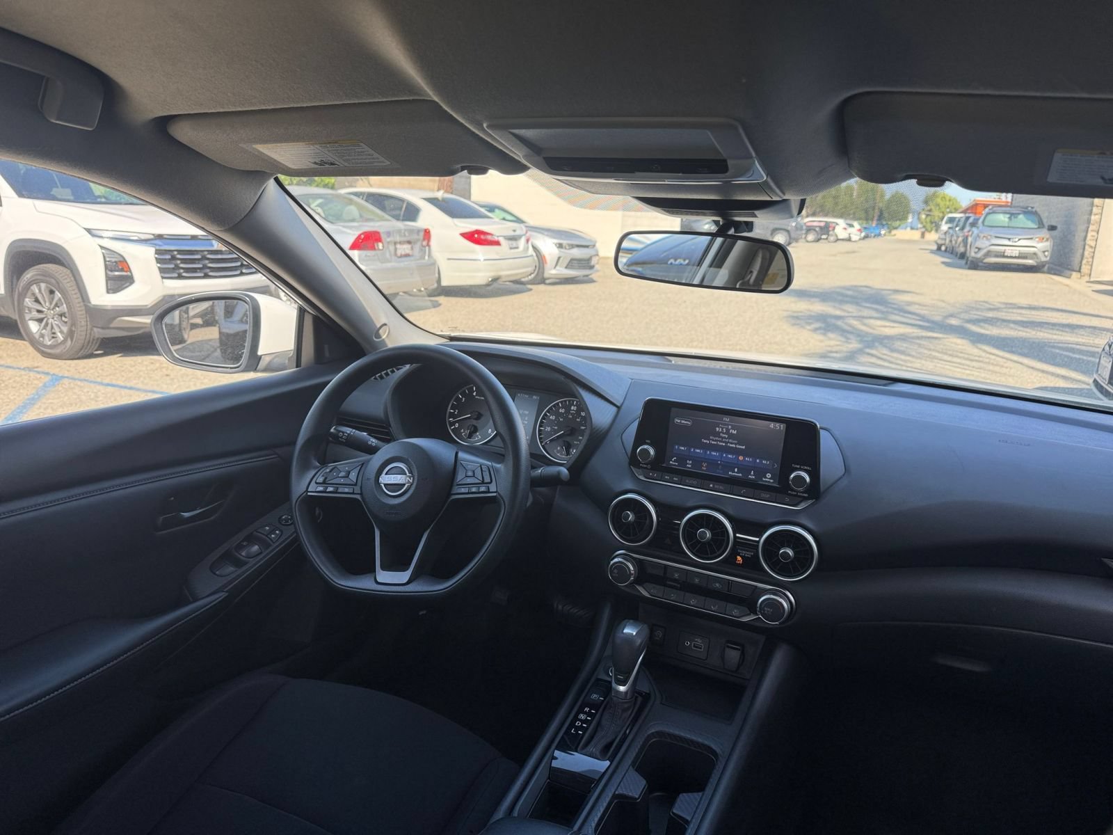 Thumbnail: 2025 Nissan Sentra - 32