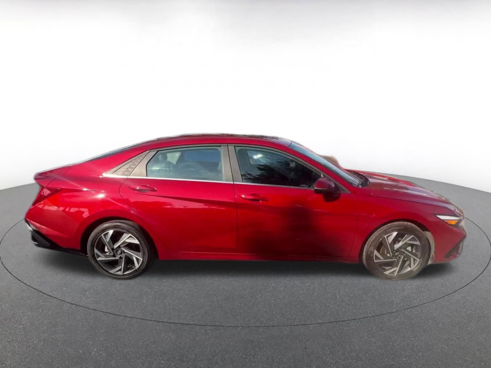 Thumbnail: 2025 Hyundai Elantra - 16