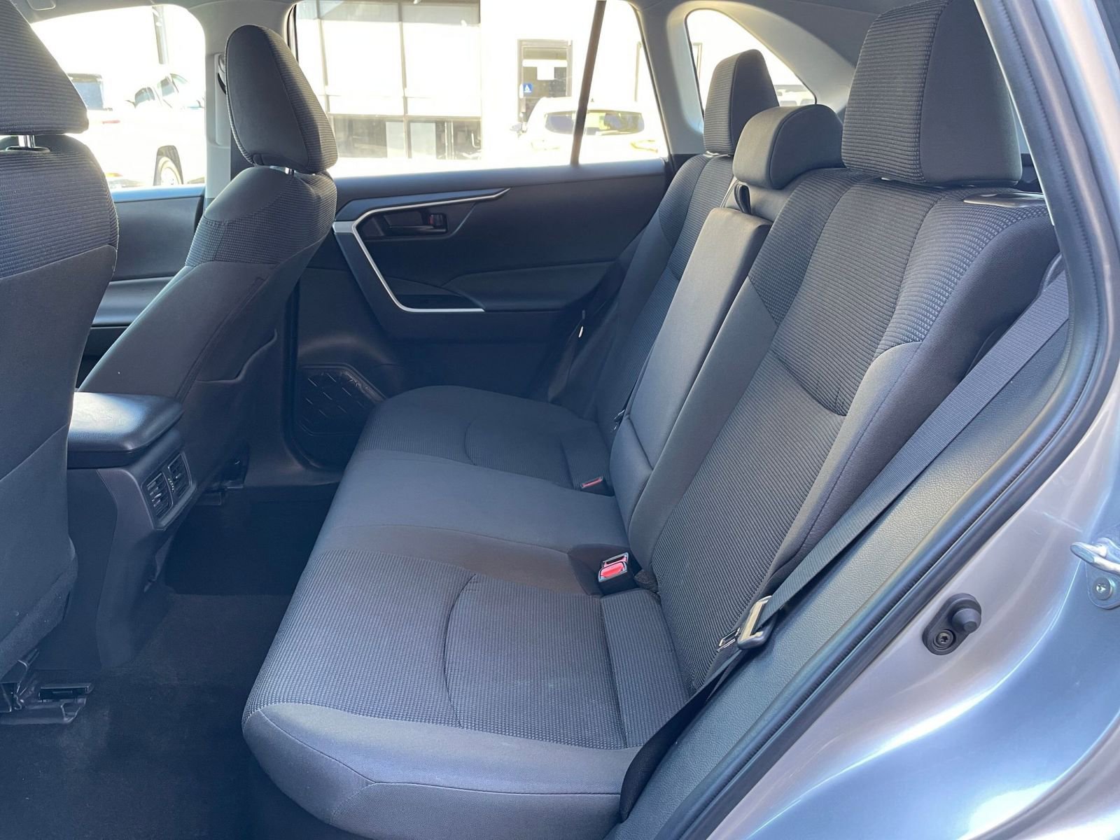 Thumbnail: 2025 Toyota RAV4 - 25