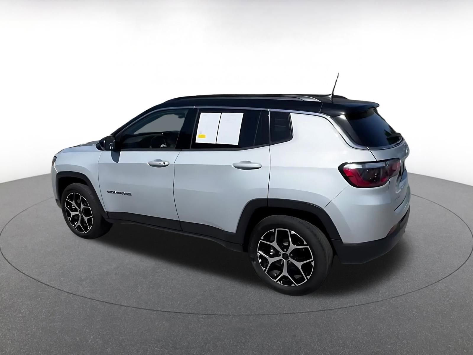 Thumbnail: 2025 Jeep Compass - 10