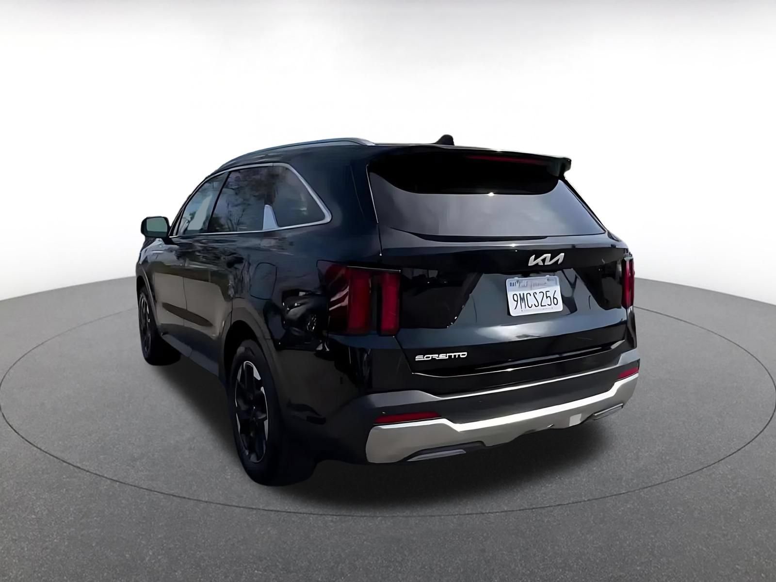 Thumbnail: 2024 Kia Sorento - 11