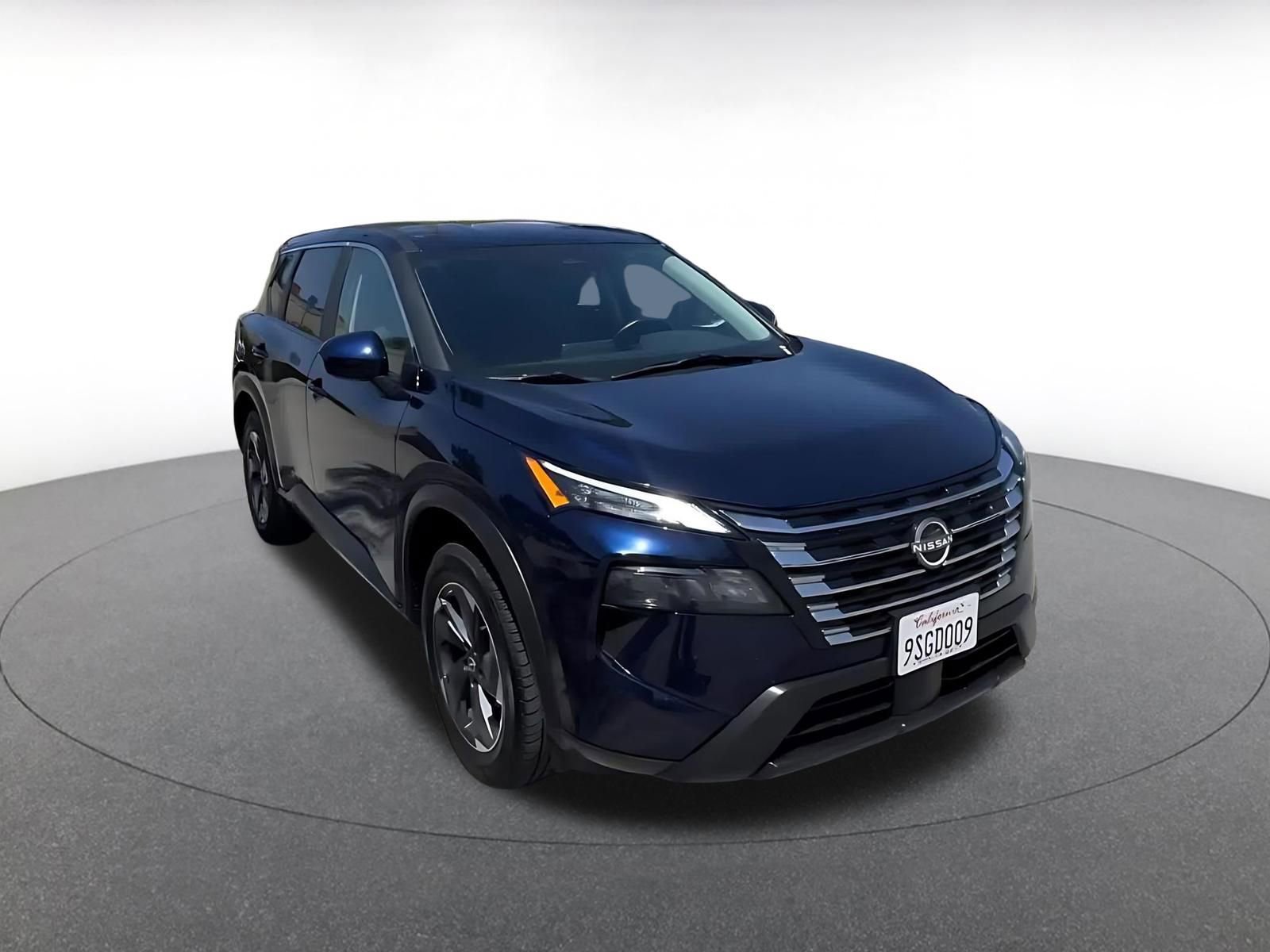 Thumbnail: 2025 Nissan Rogue - 3
