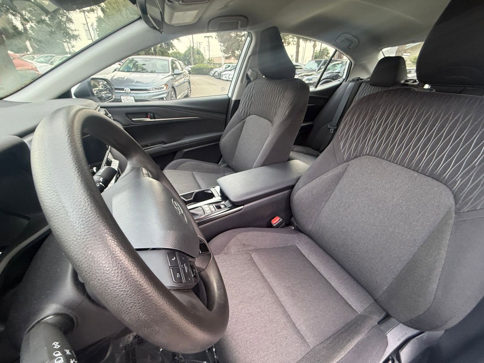 Thumbnail: 2025 Toyota Camry - 32