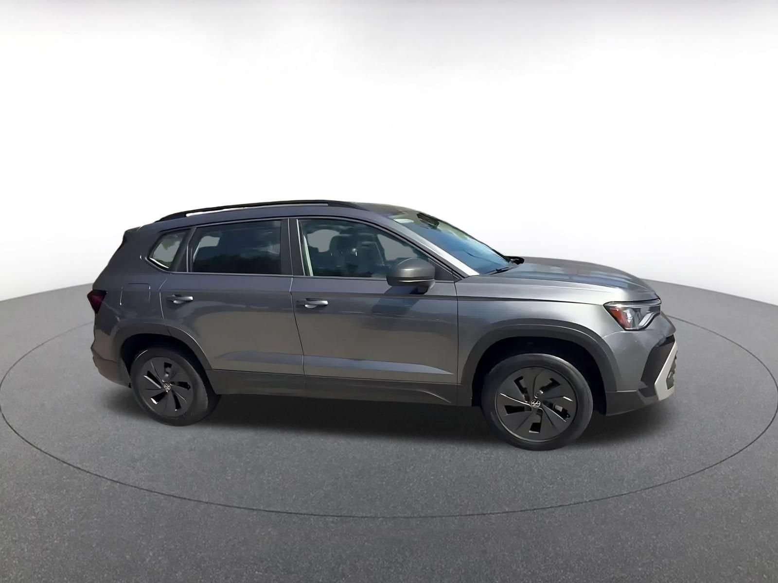 Thumbnail: 2026 Volkswagen Taos - 2