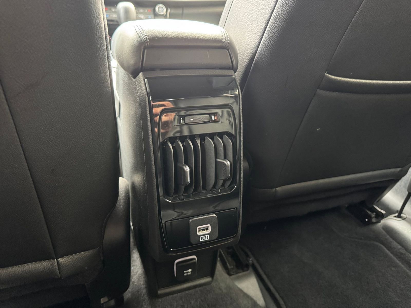 Thumbnail: 2025 Jeep Compass - 23