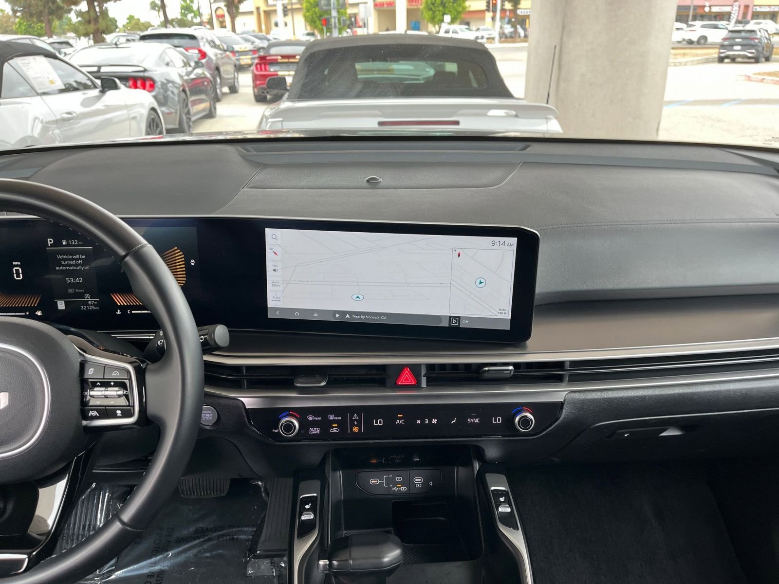 2024 Kia Sorento S 18