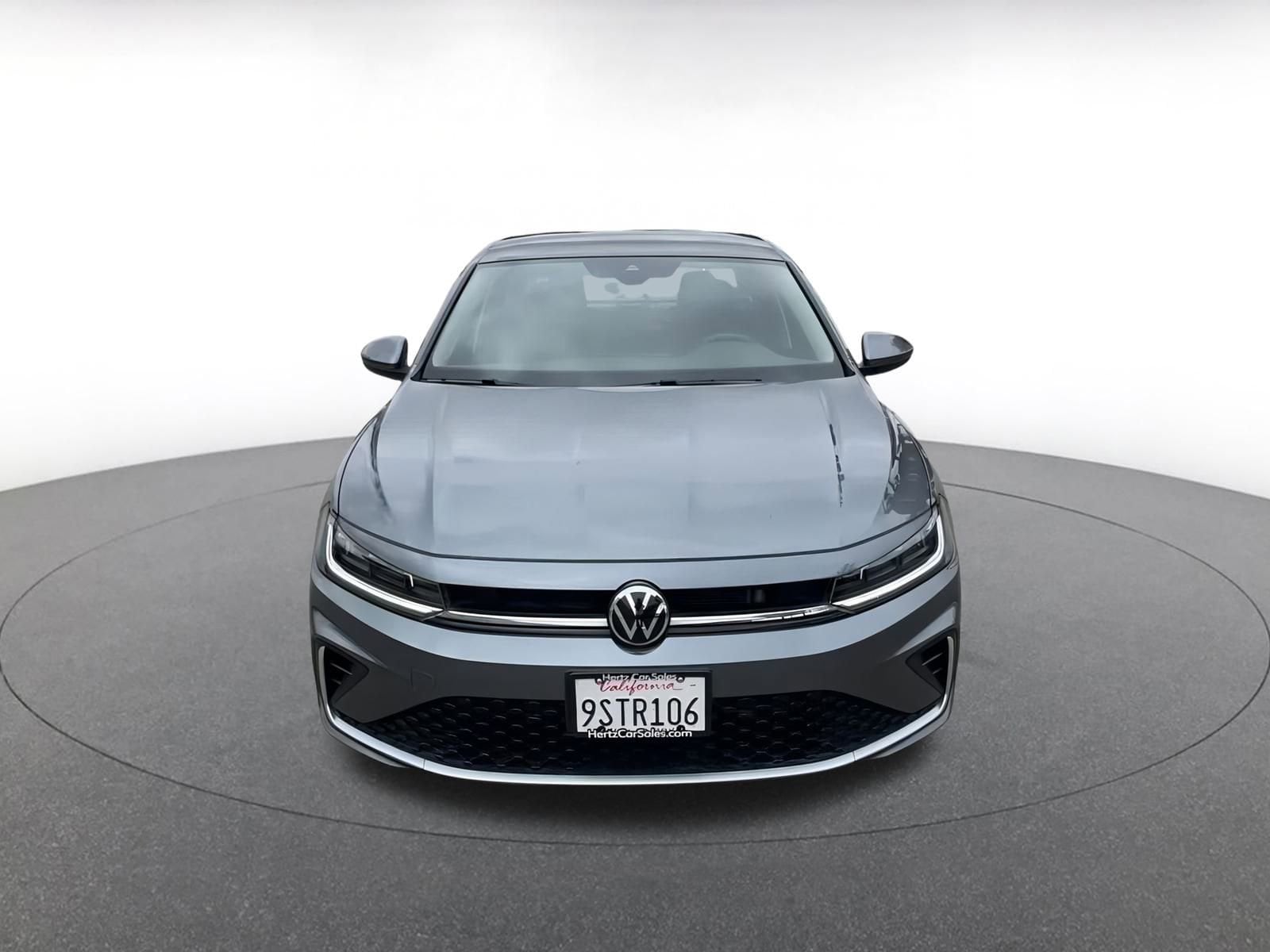 Thumbnail: 2025 Volkswagen Jetta - 4