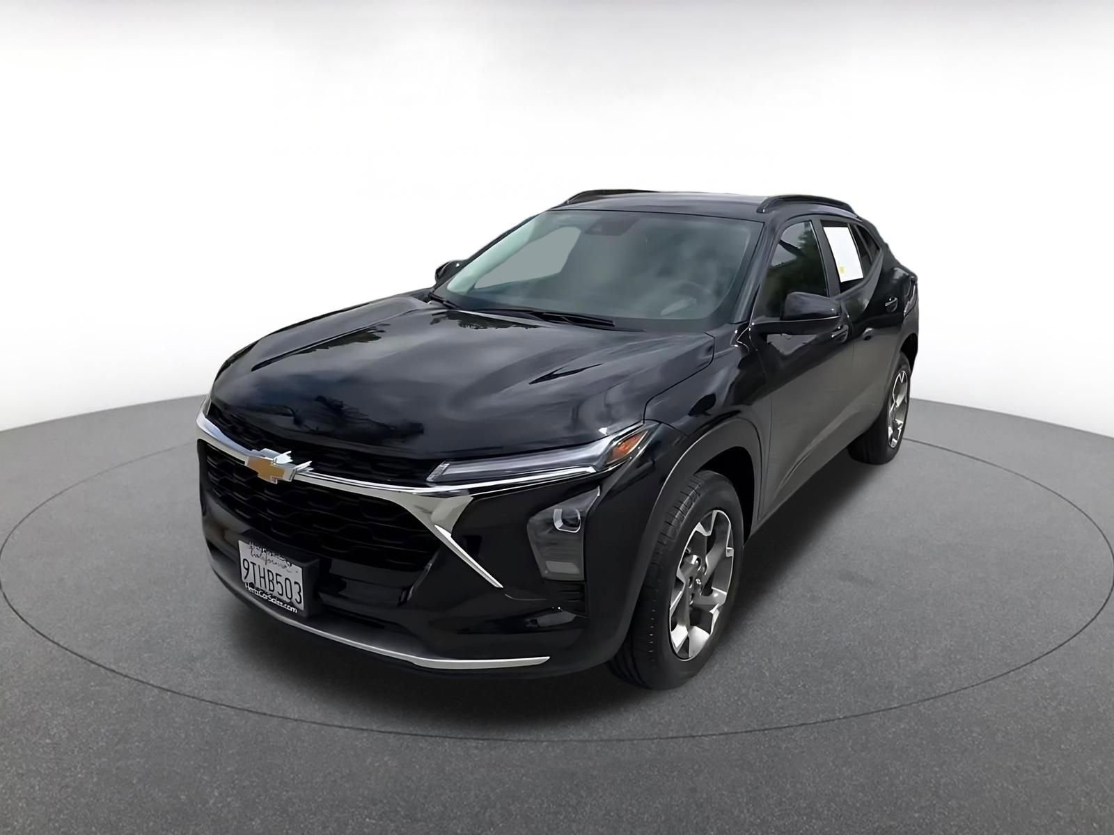 Thumbnail: 2025 Chevrolet Trax - 7