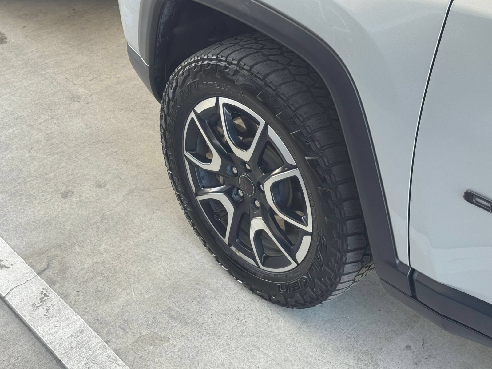 Thumbnail: 2025 Jeep Compass - 29