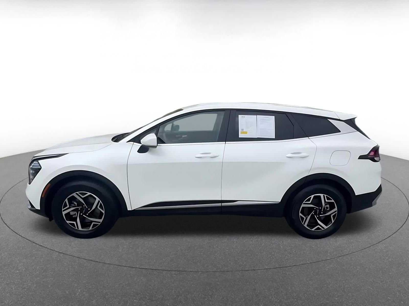 Thumbnail: 2025 Kia Sportage - 9