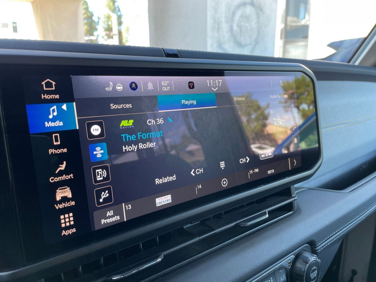 Thumbnail: 2025 Jeep Wrangler - 21