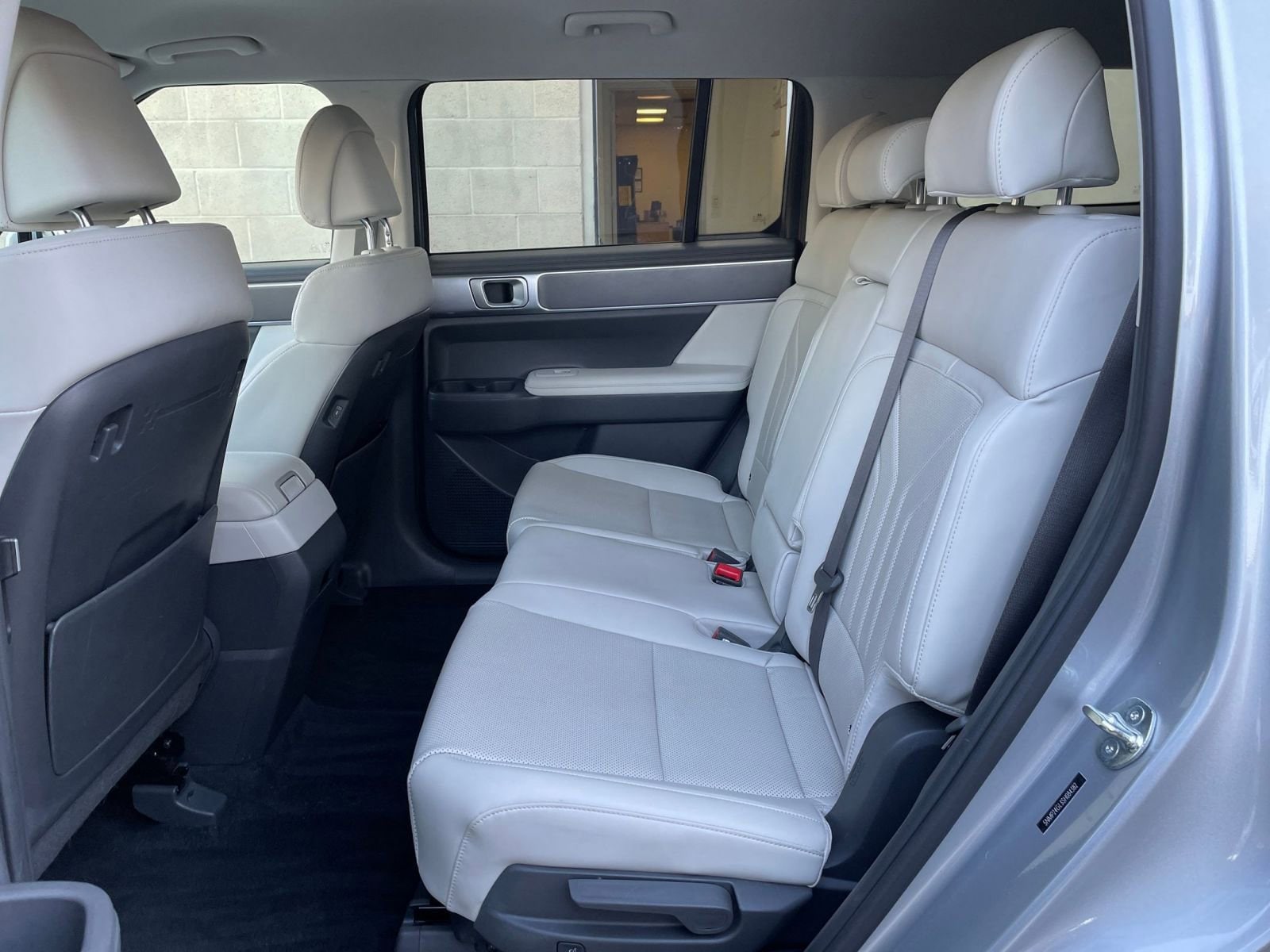 Thumbnail: 2025 Hyundai Santa Fe - 27