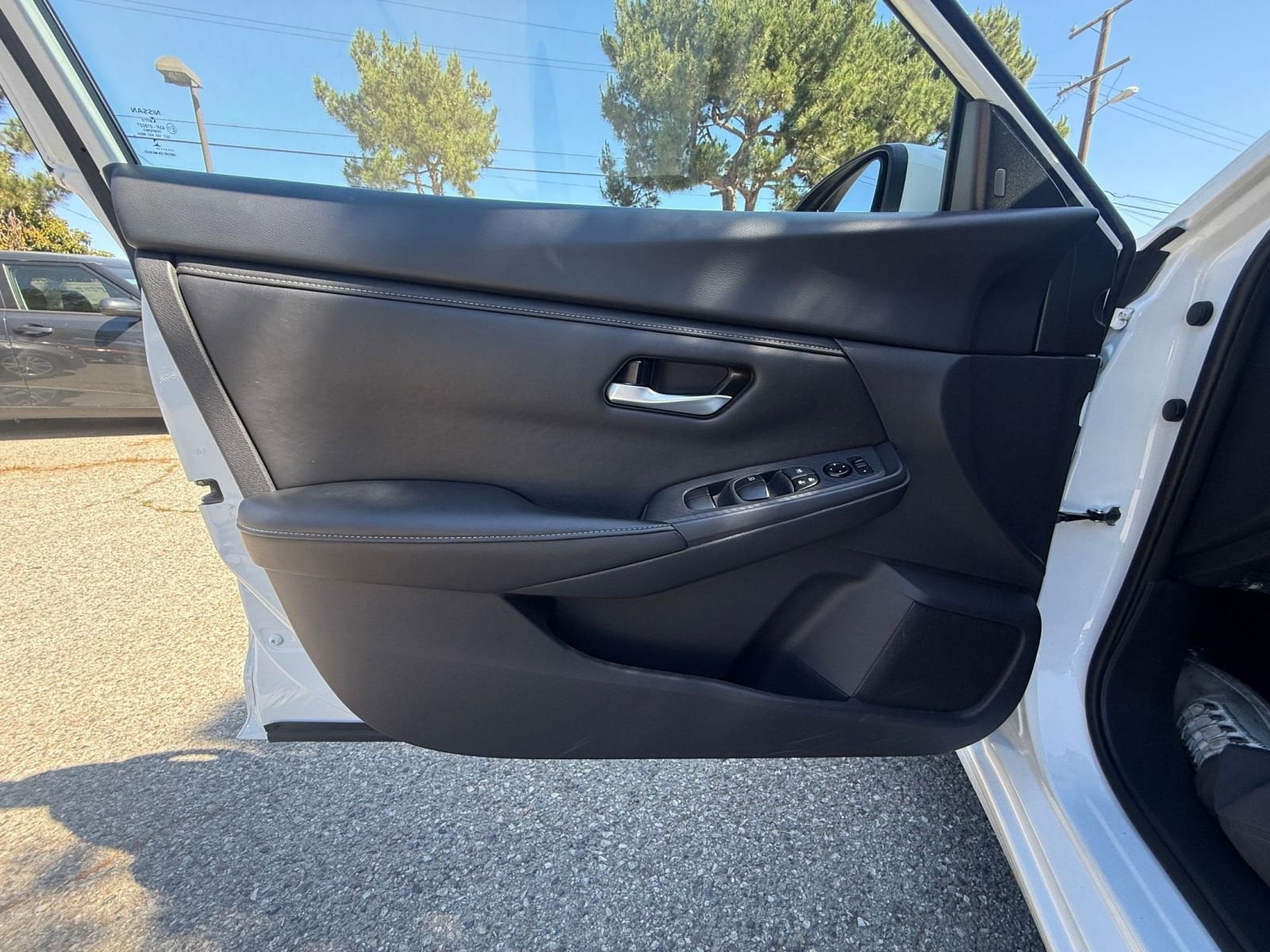 Thumbnail: 2025 Nissan Sentra - 18