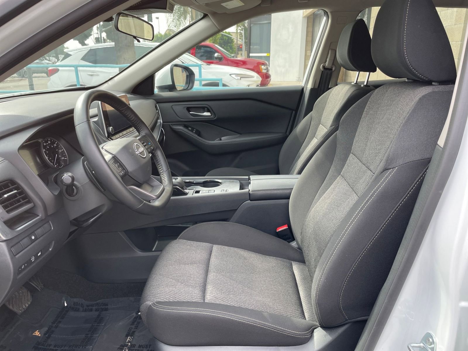 Thumbnail: 2025 Nissan Rogue - 27