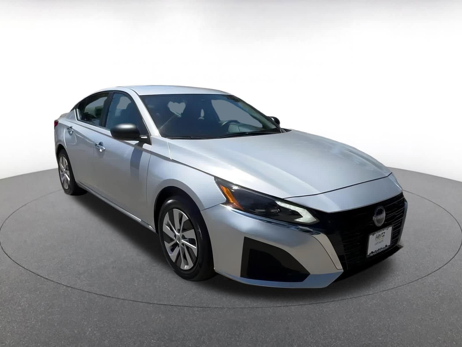 Thumbnail: 2024 Nissan Altima - 3