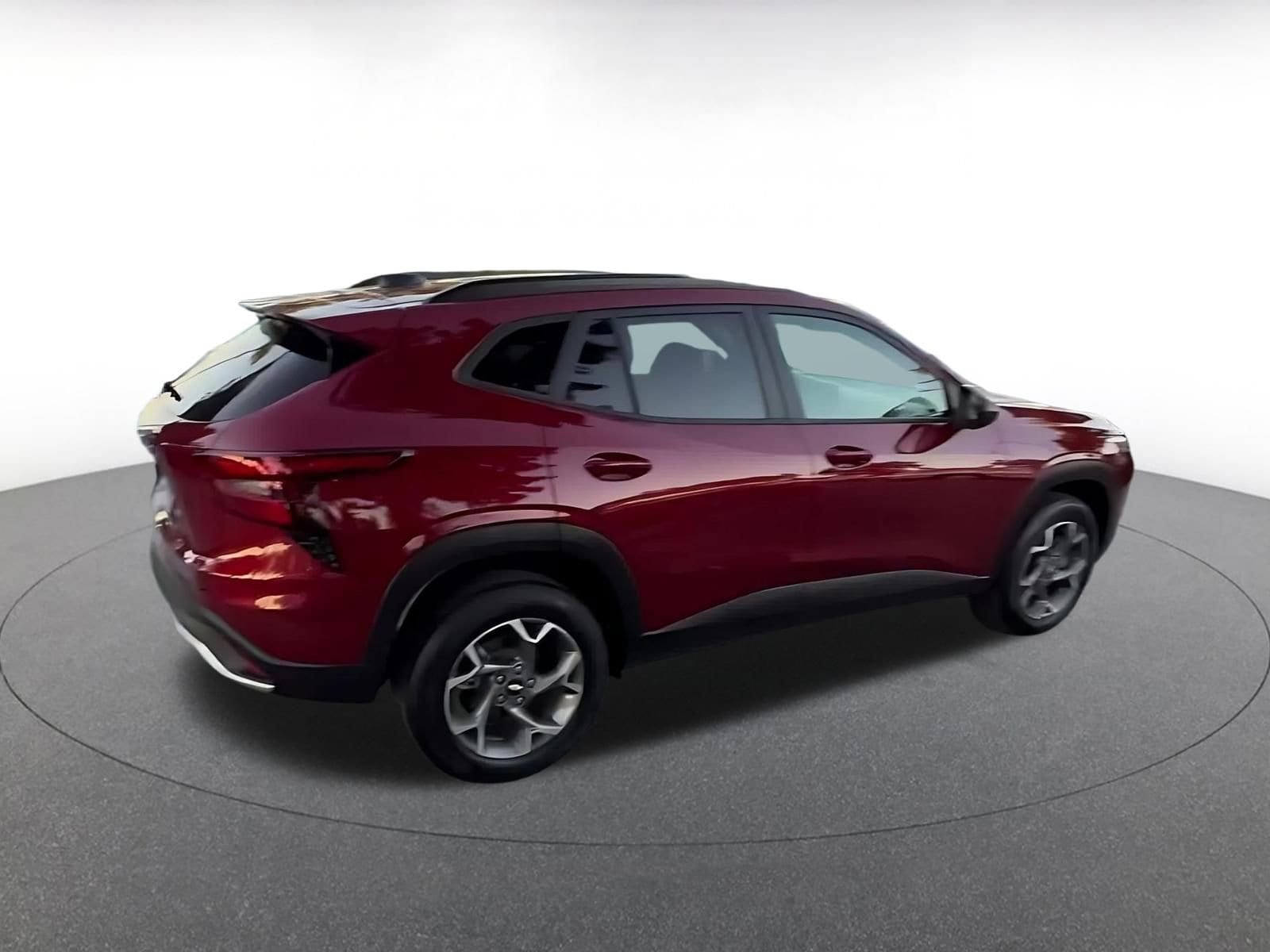 Thumbnail: 2025 Chevrolet Trax - 15