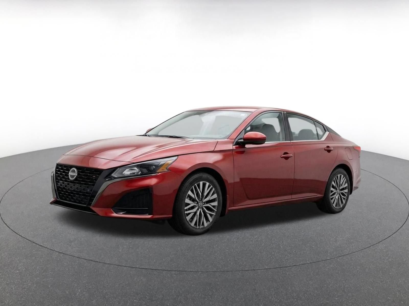 Thumbnail: 2025 Nissan Altima - 3