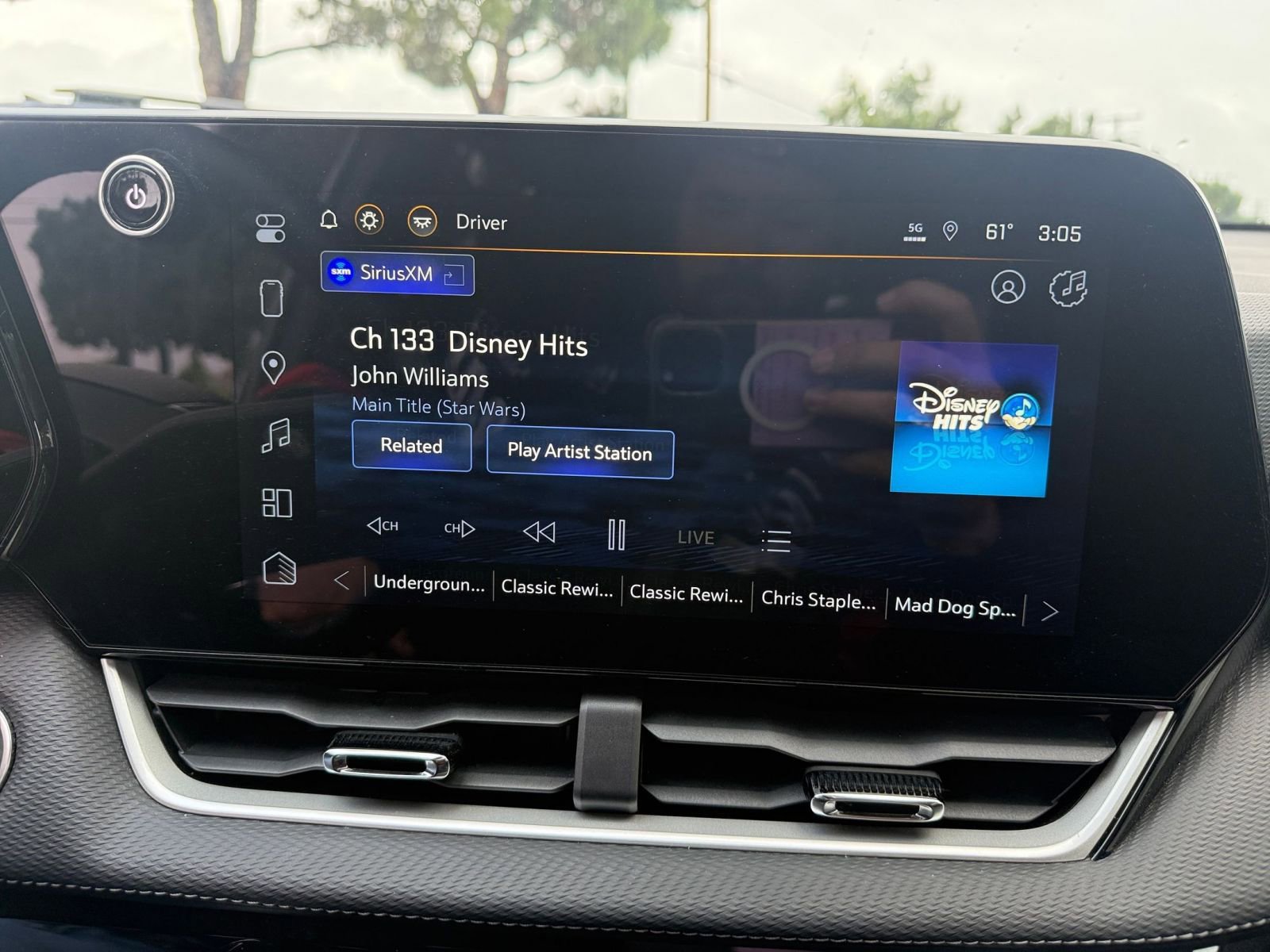 Thumbnail: 2025 Chevrolet Equinox - 21