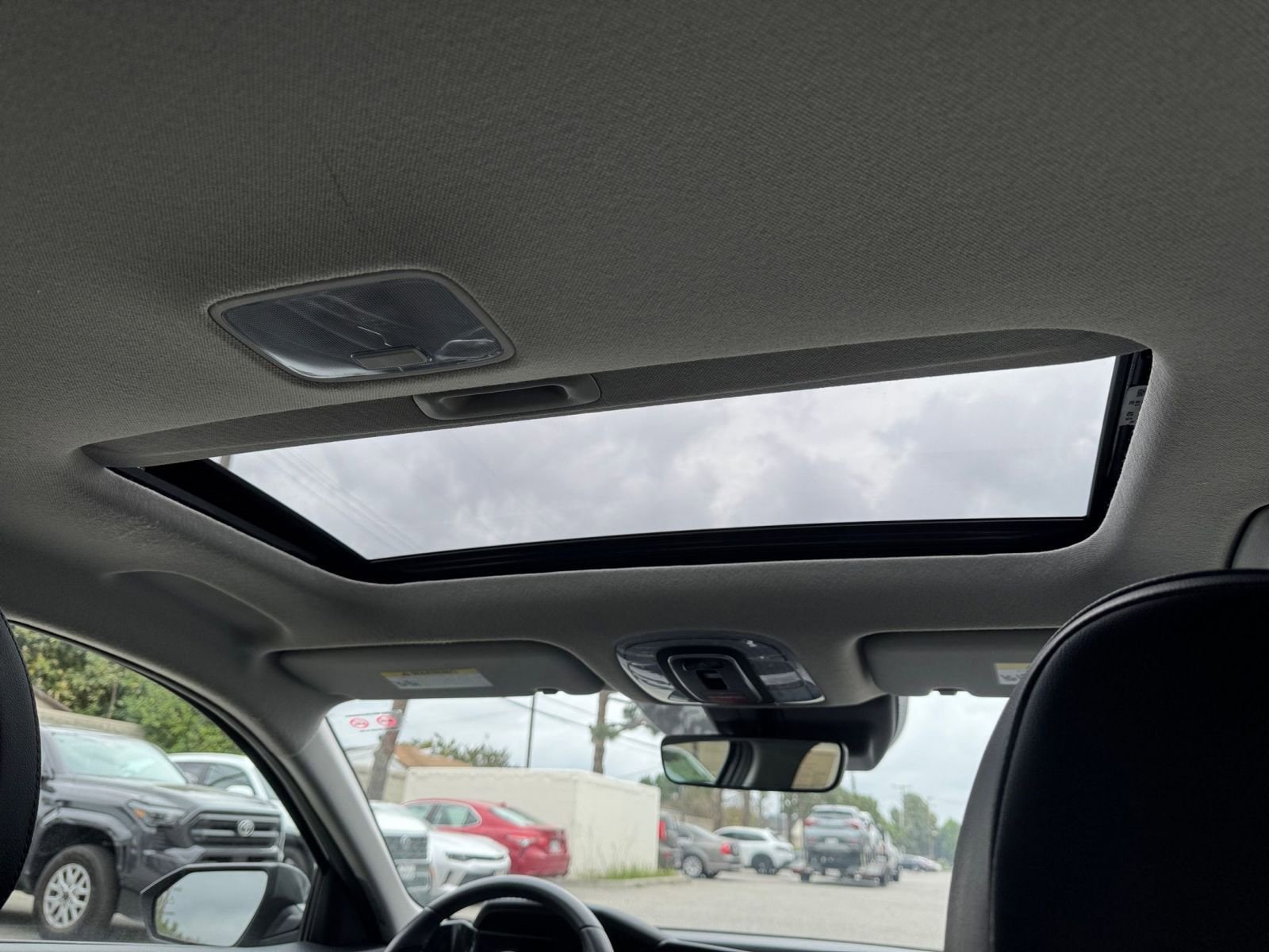 Thumbnail: 2025 Hyundai Elantra - 31