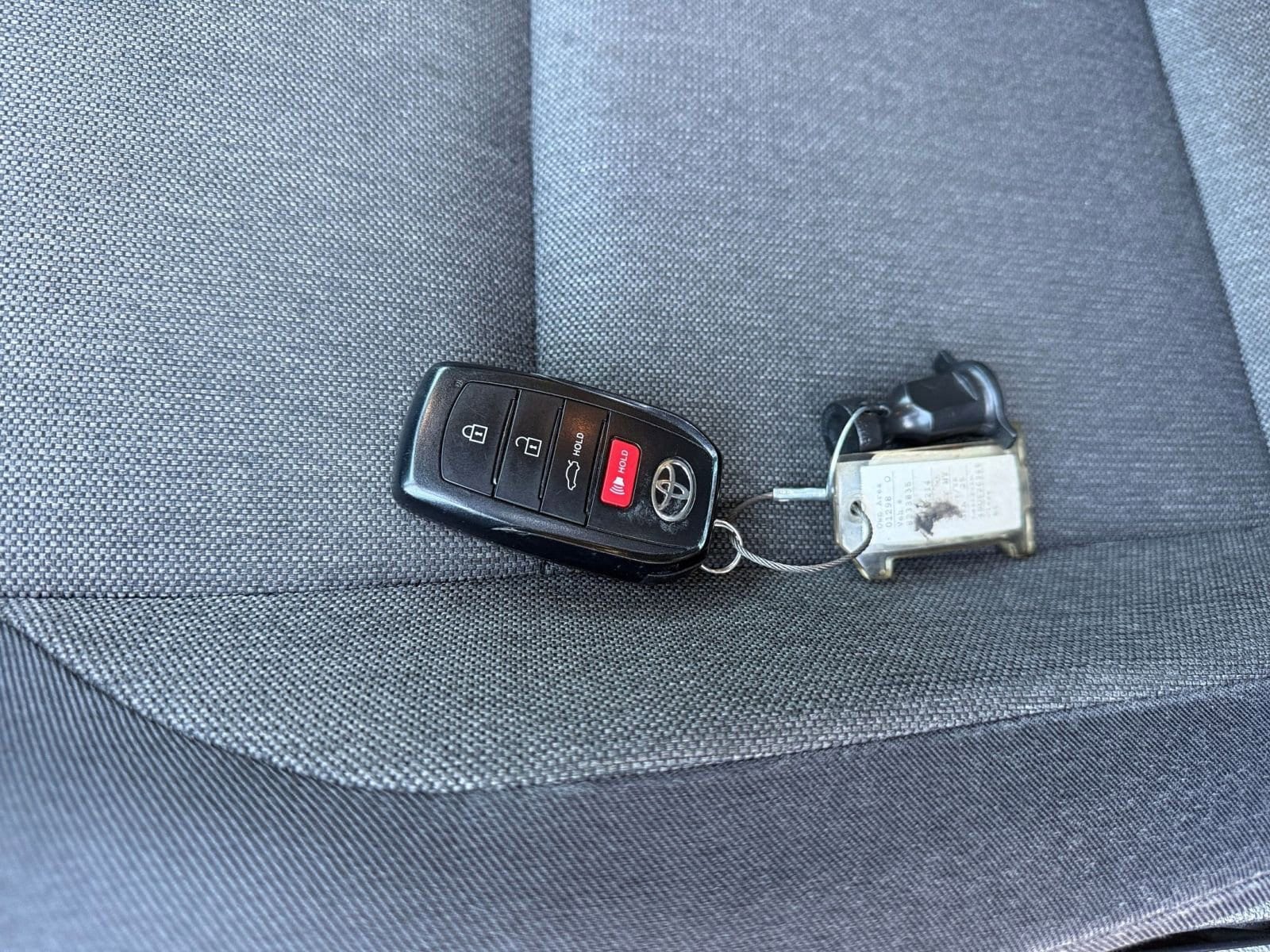 Thumbnail: 2025 Toyota Camry - 20