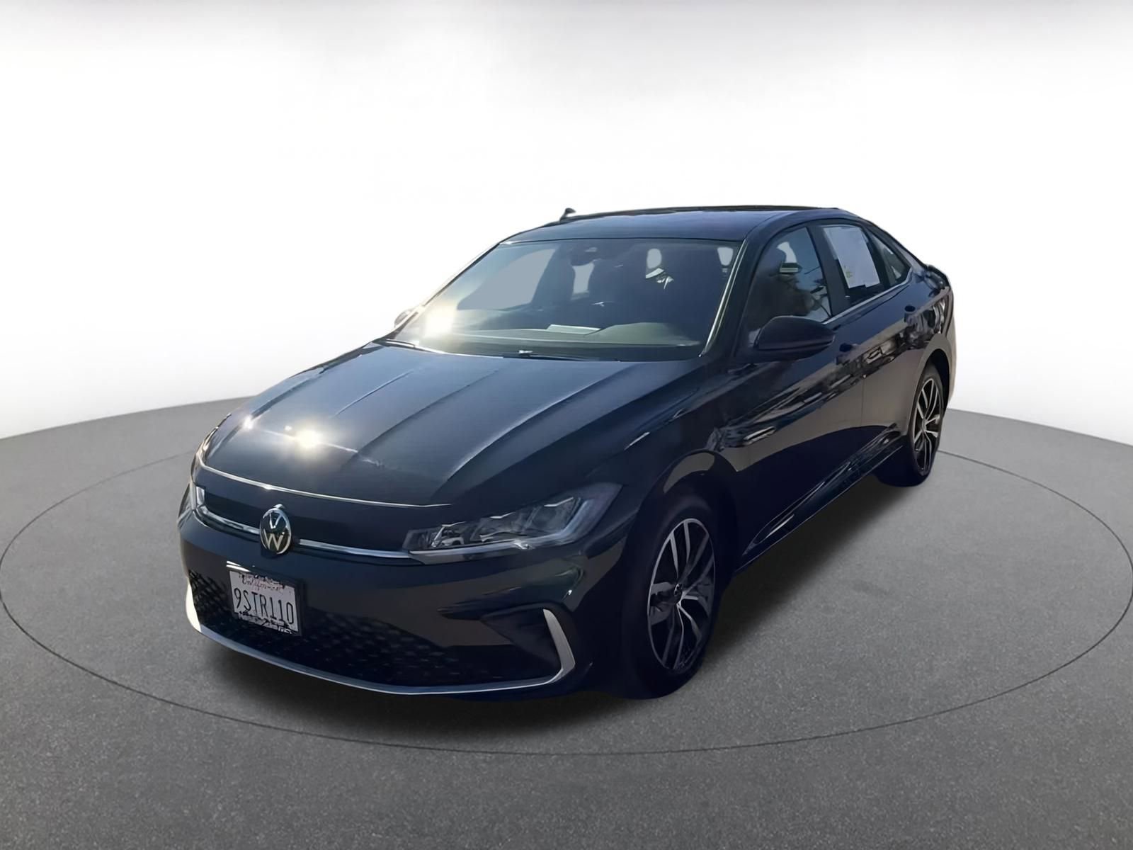 Thumbnail: 2025 Volkswagen Jetta - 4