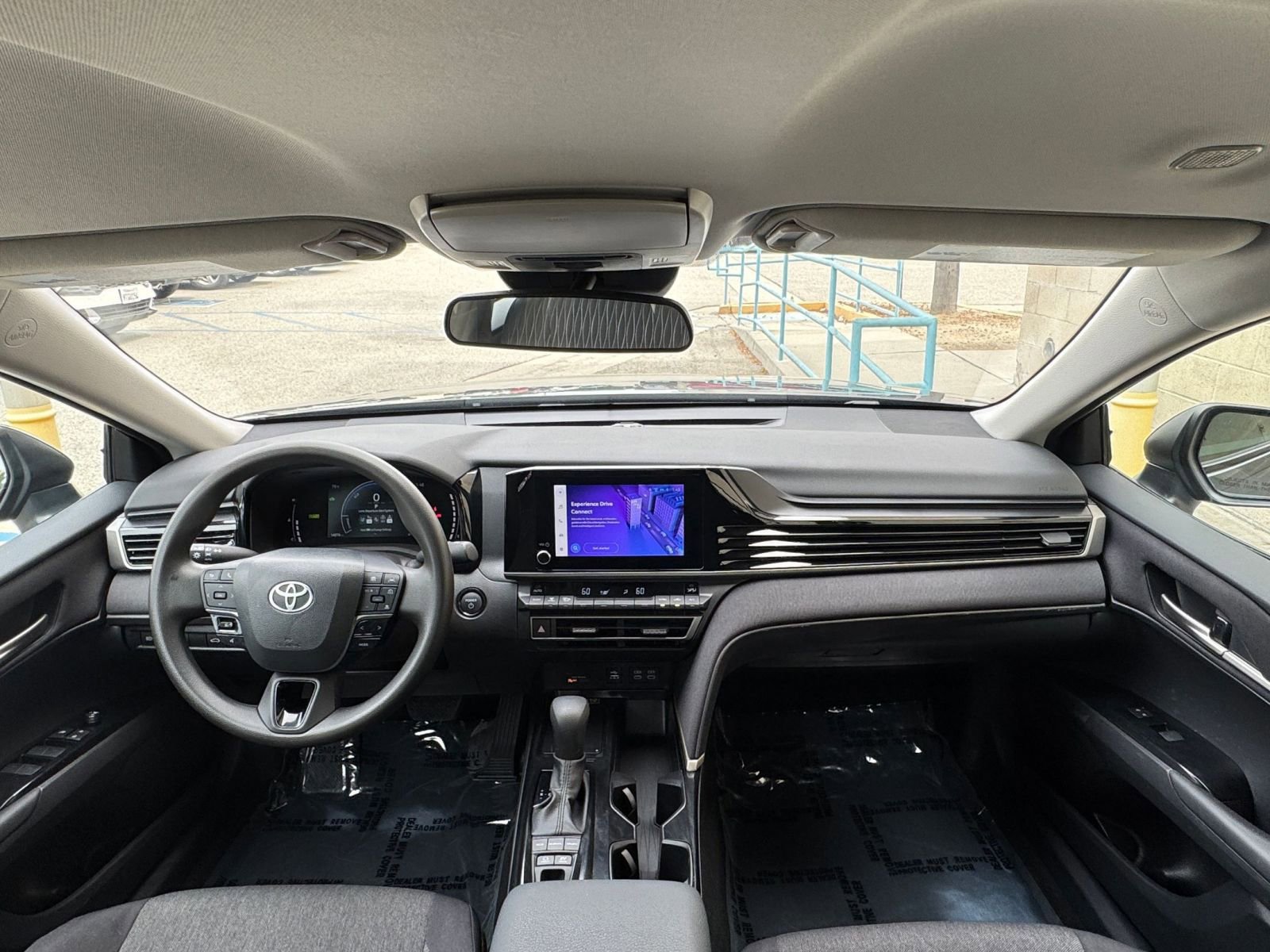 Thumbnail: 2025 Toyota Camry - 32