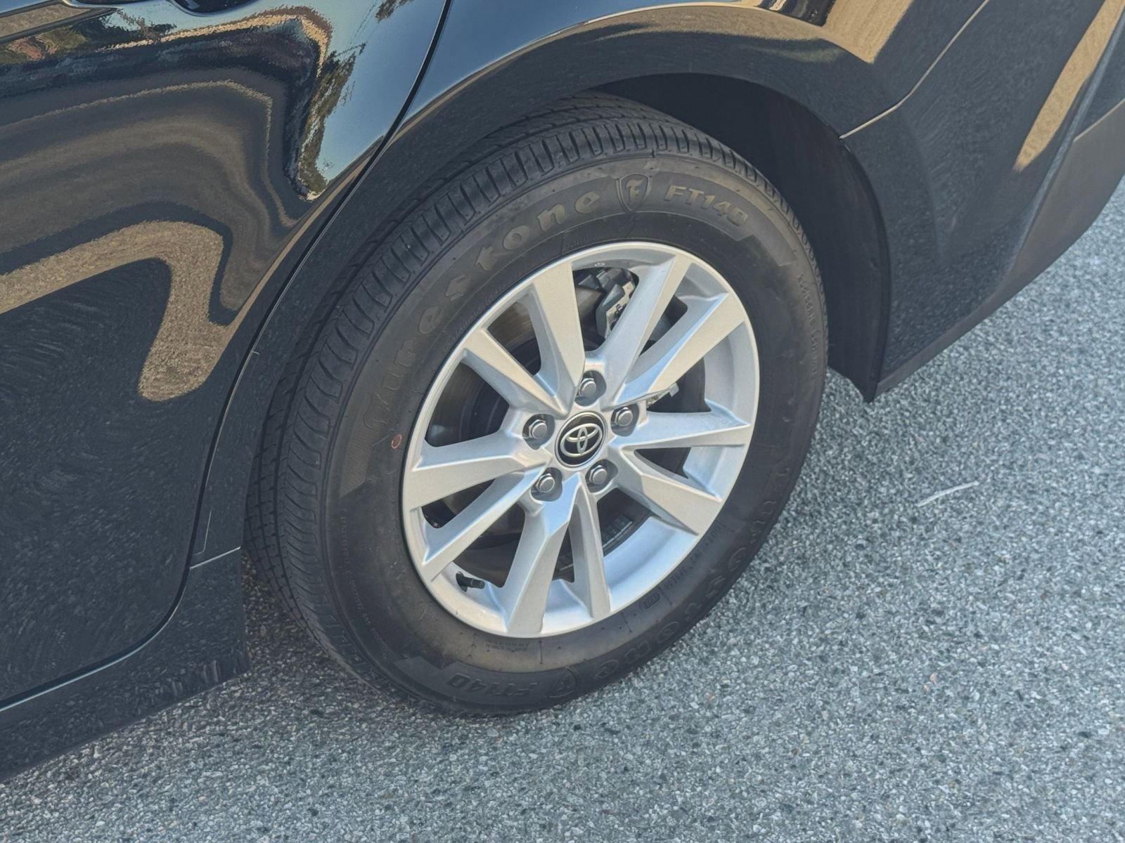 Thumbnail: 2025 Toyota Camry - 29