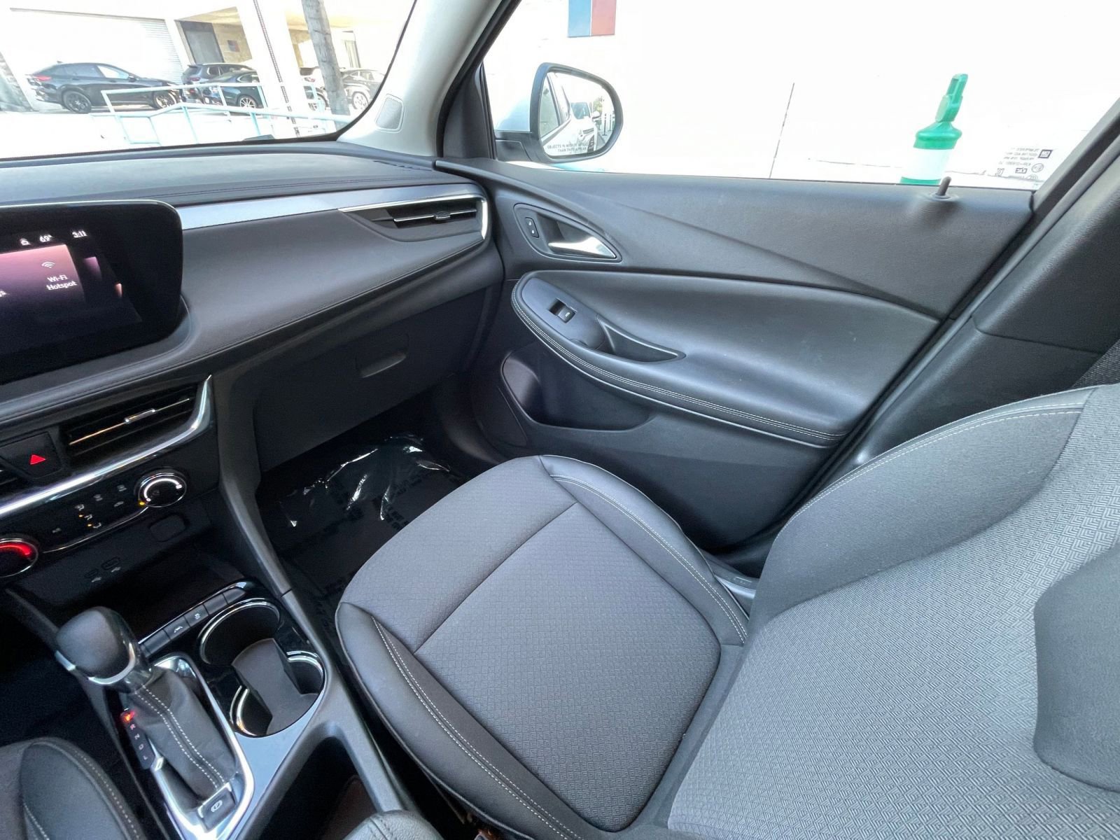 Thumbnail: 2025 Buick Encore GX - 35