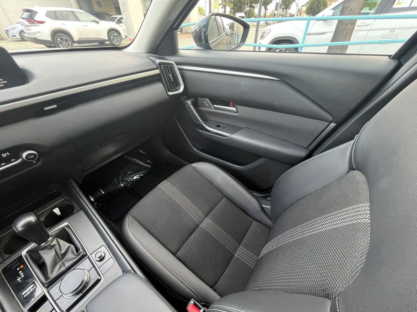 Thumbnail: 2025 Mazda CX-50 - 35