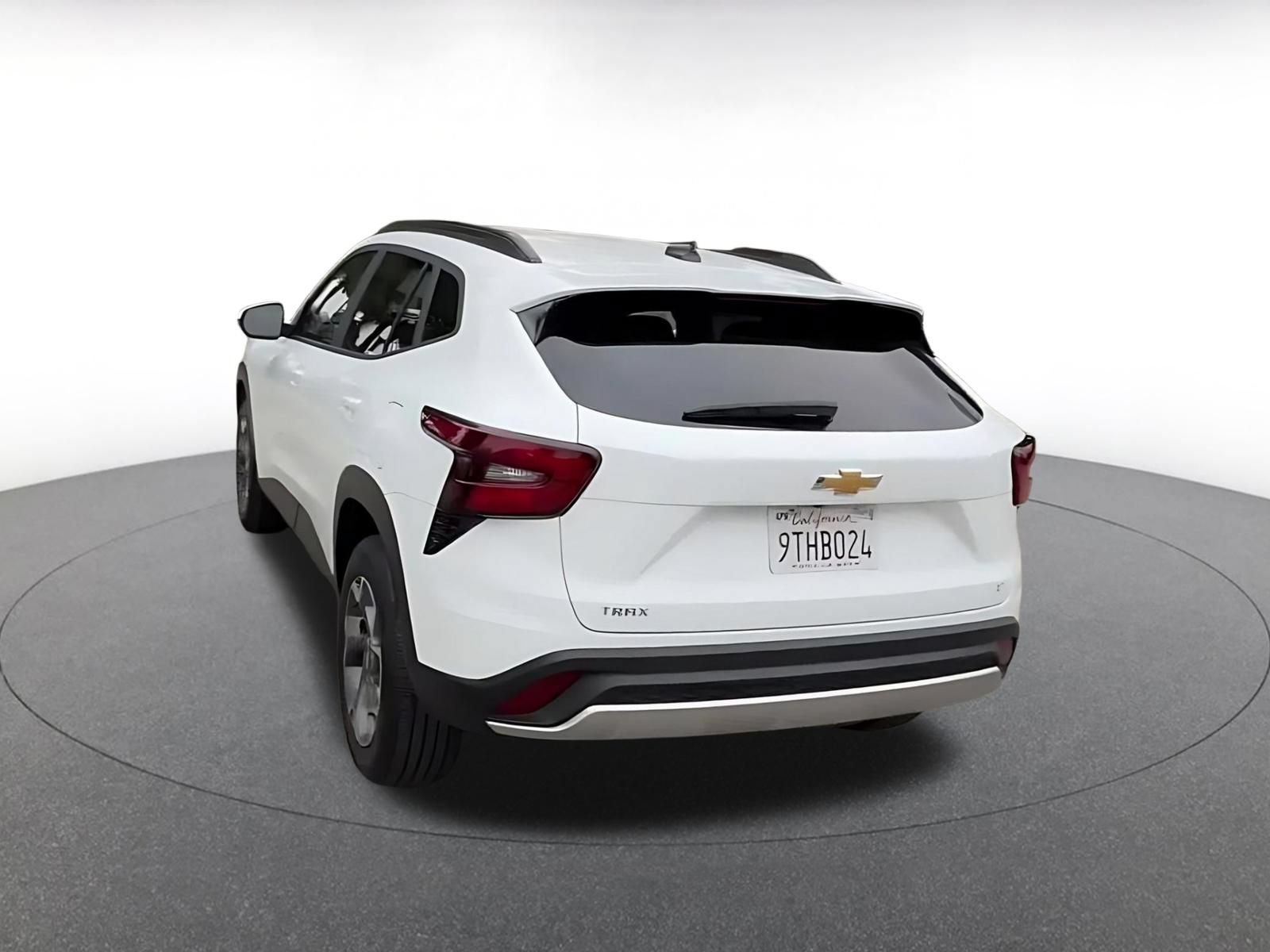 Thumbnail: 2025 Chevrolet Trax - 10