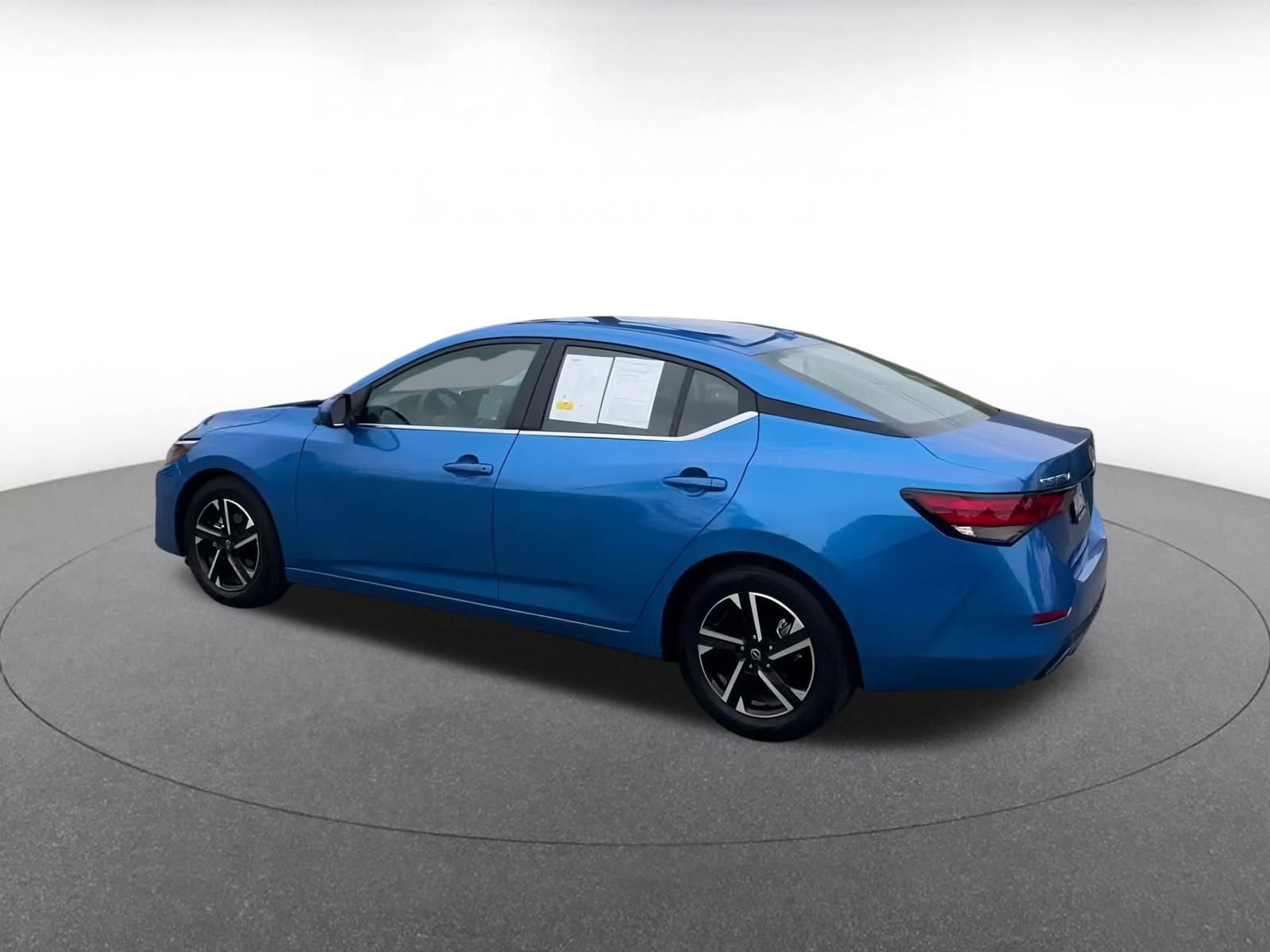 Thumbnail: 2024 Nissan Sentra - 10