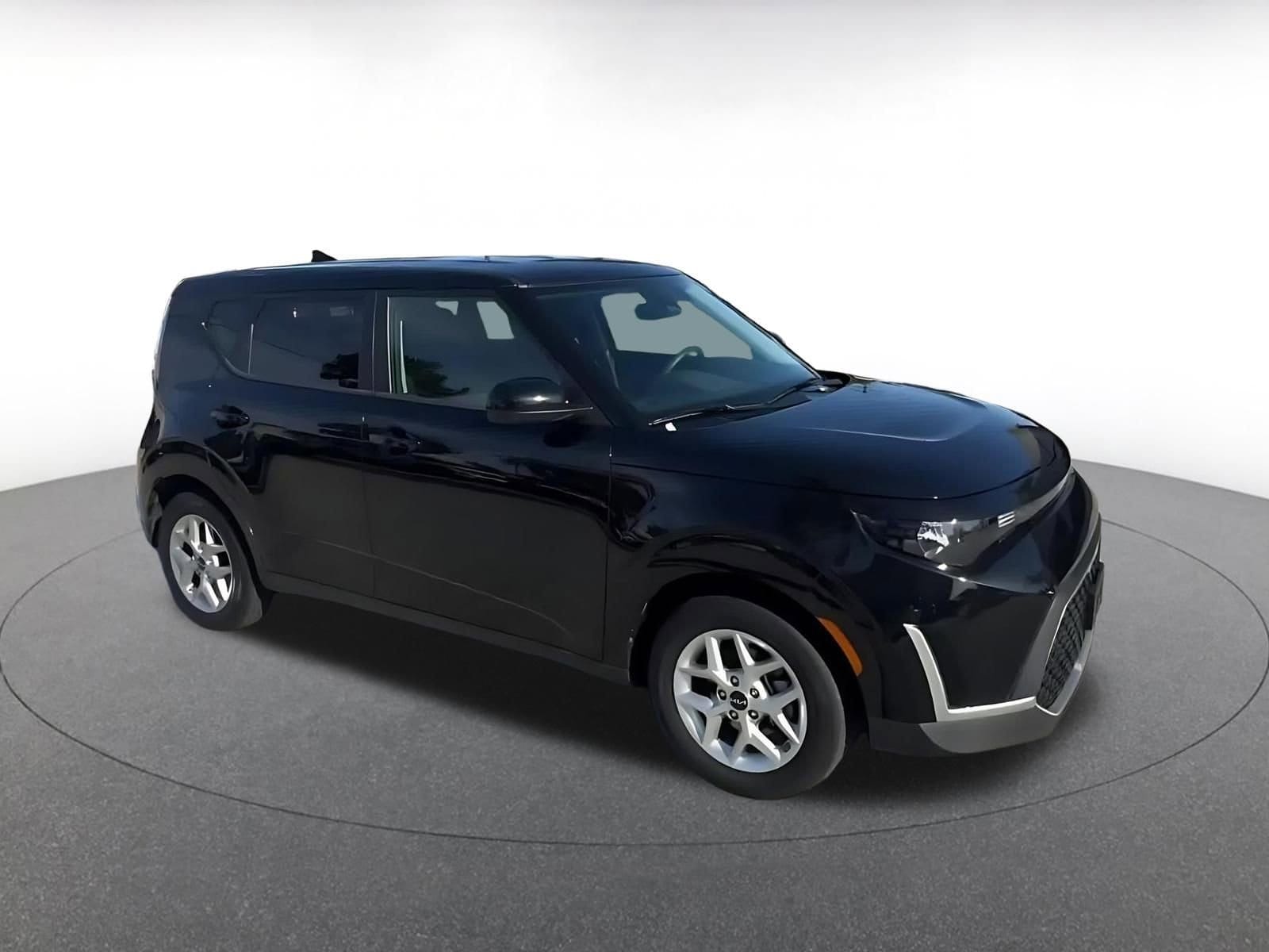 Thumbnail: 2025 Kia Soul - 2